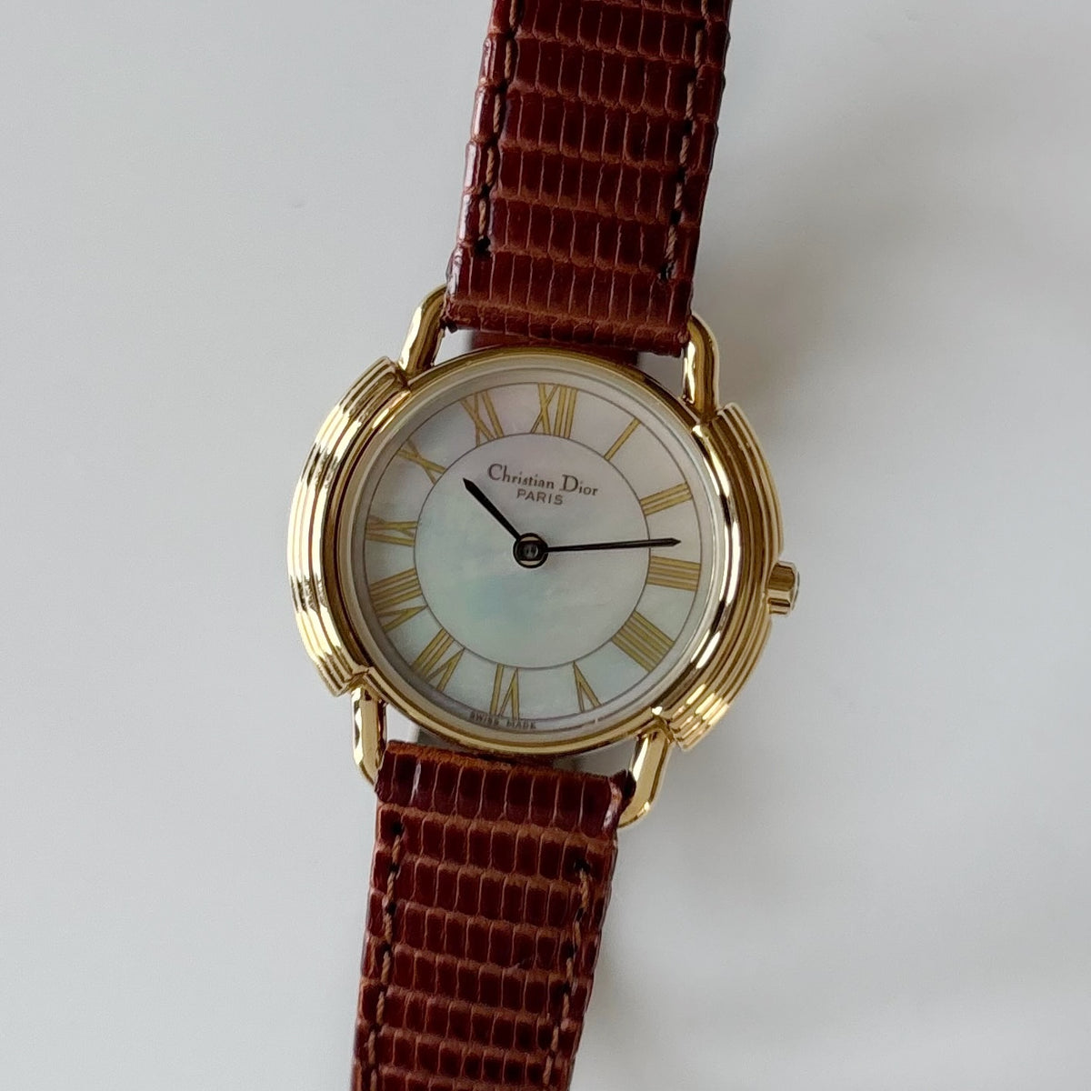 Dior 1990s Seashell Round Dial Gold-Plated Watch