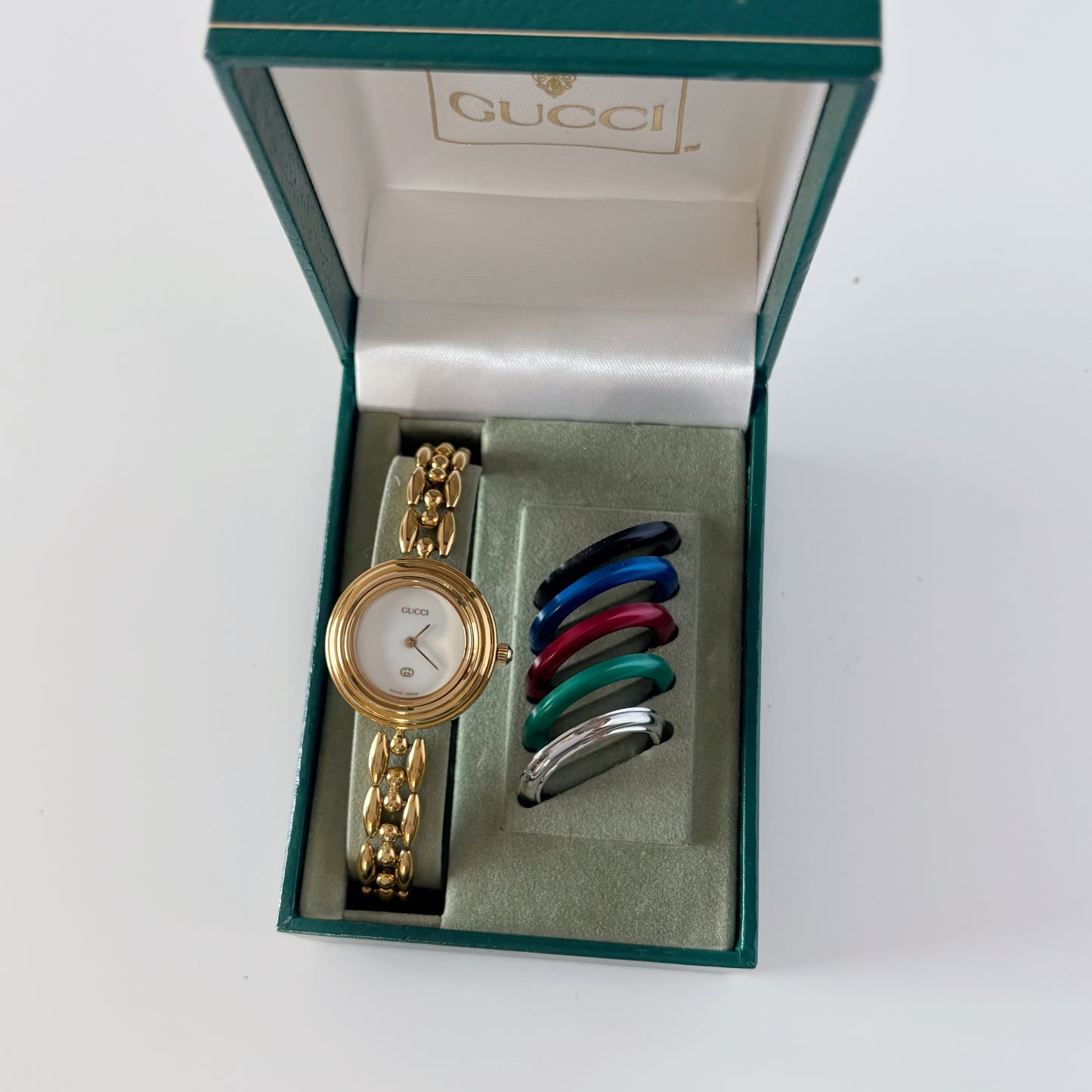 Gucci 1990s Interchangeable Bezel Gold Plated Watch with 6 bezels, case (165mm)