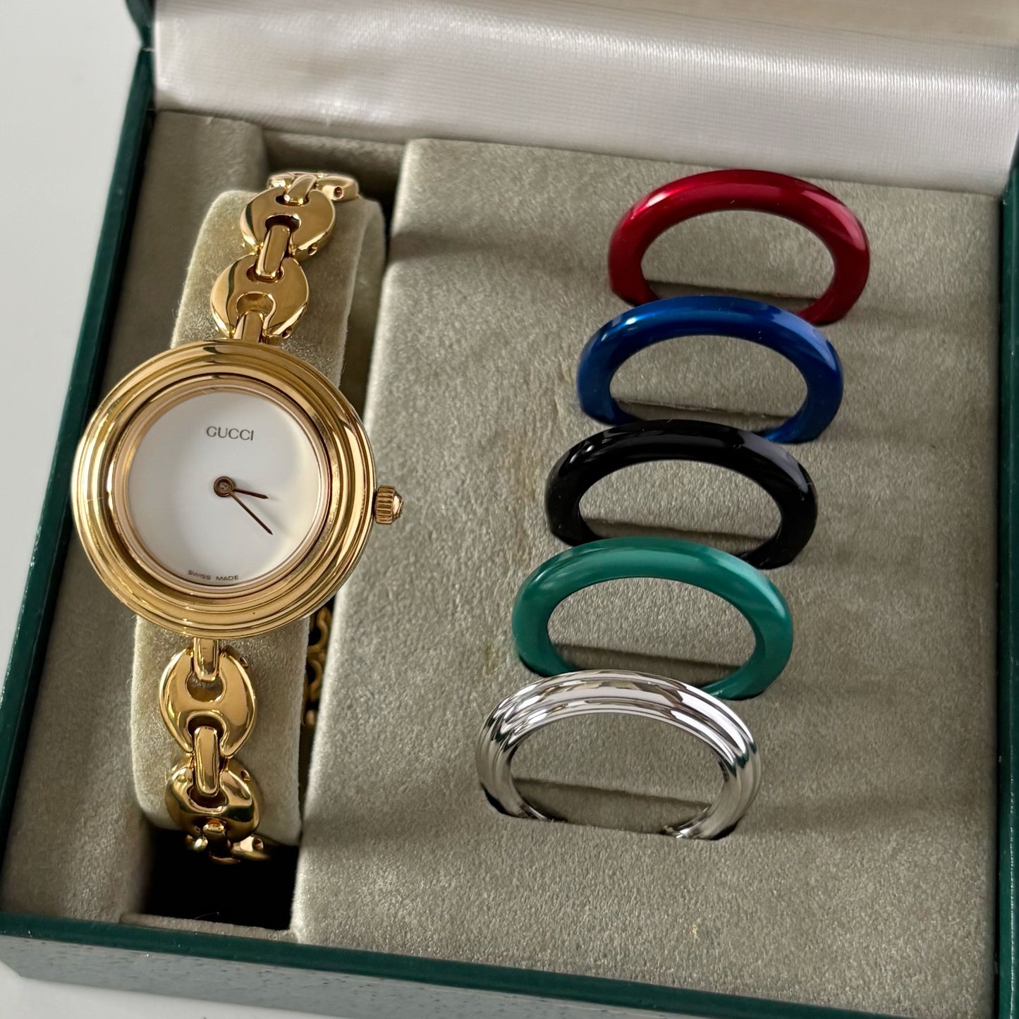 Gucci 1990s Interchangeable Bezel Gold Plated Watch with 6 bezels, case (165mm)
