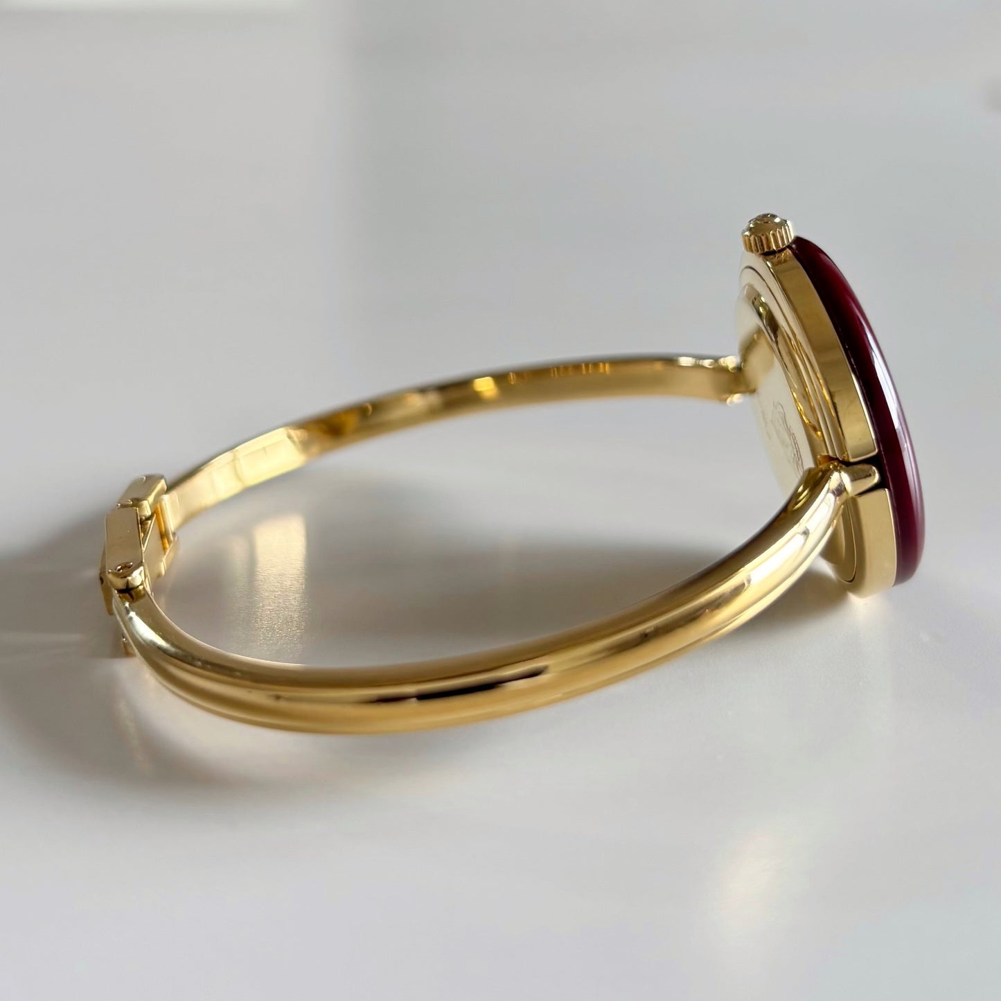 Gucci 1990s Interchangeable Bezel Gold Plated Bangle Watch with 12 bezels, case