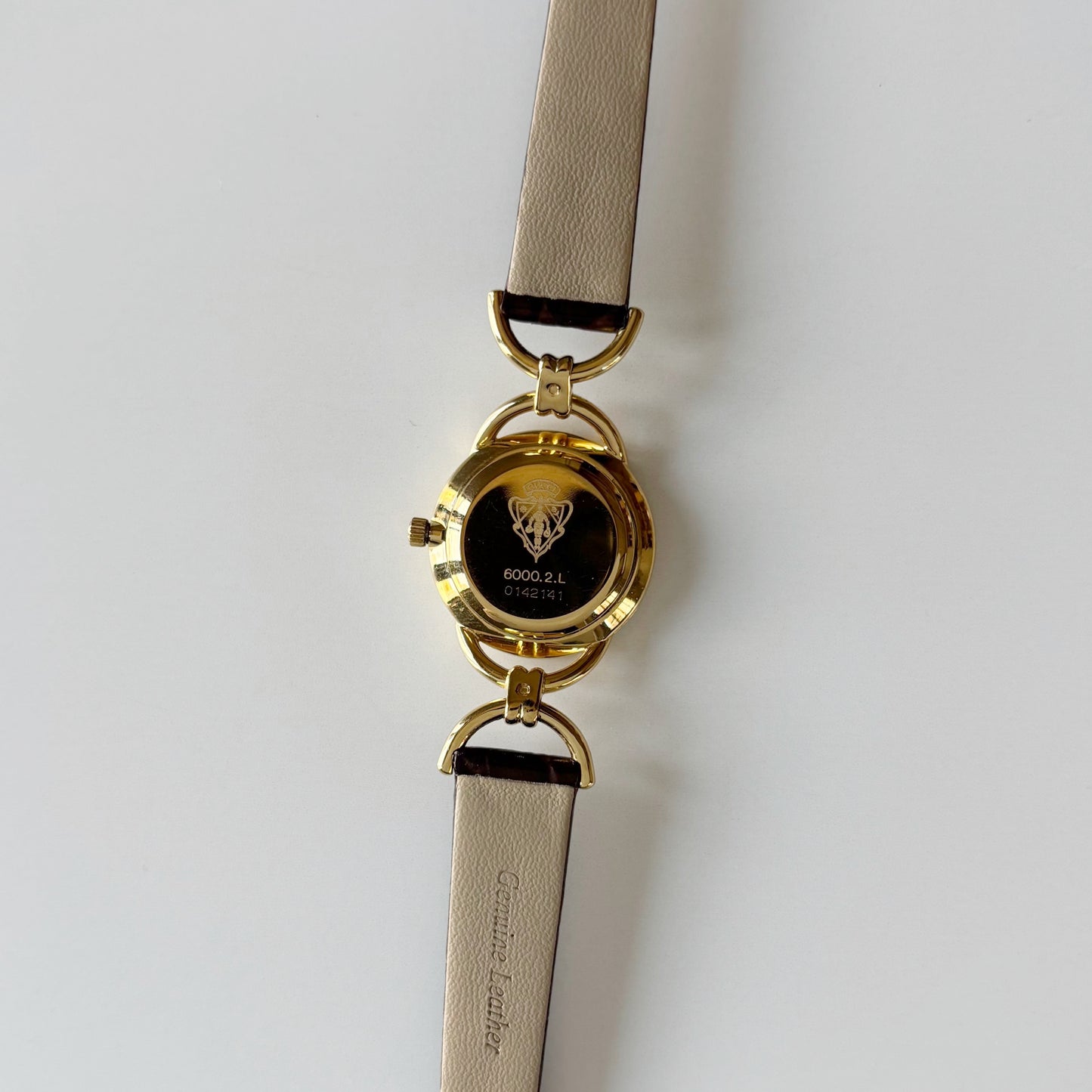 Gucci 1990s Gold Round Dial Horsebit Gold Plated Watch