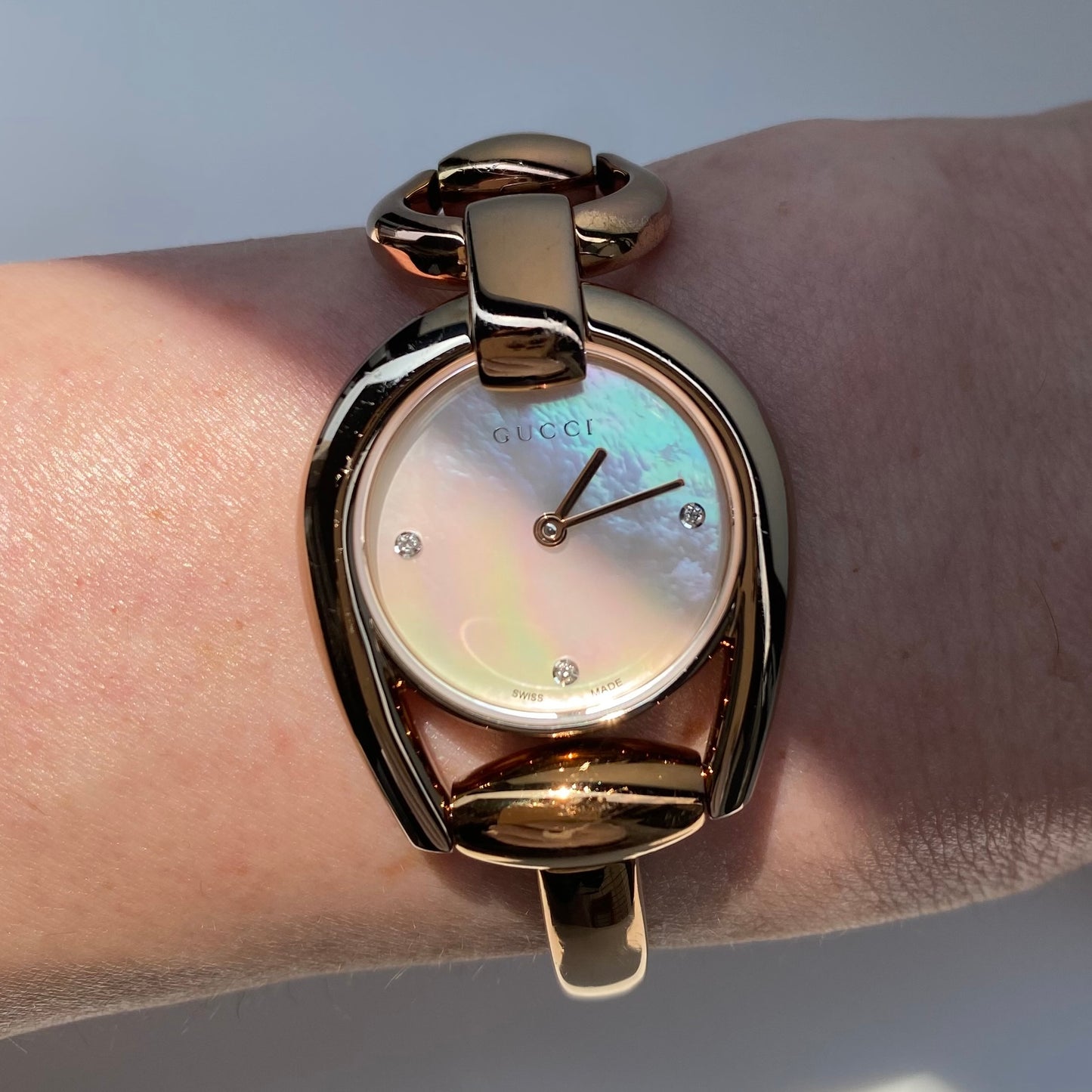 Gucci Early 2000s Seashell Dial Gold Plated Bangle Watch
