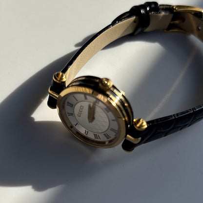 Gucci 1990s Round Dial Gold Plated Watch