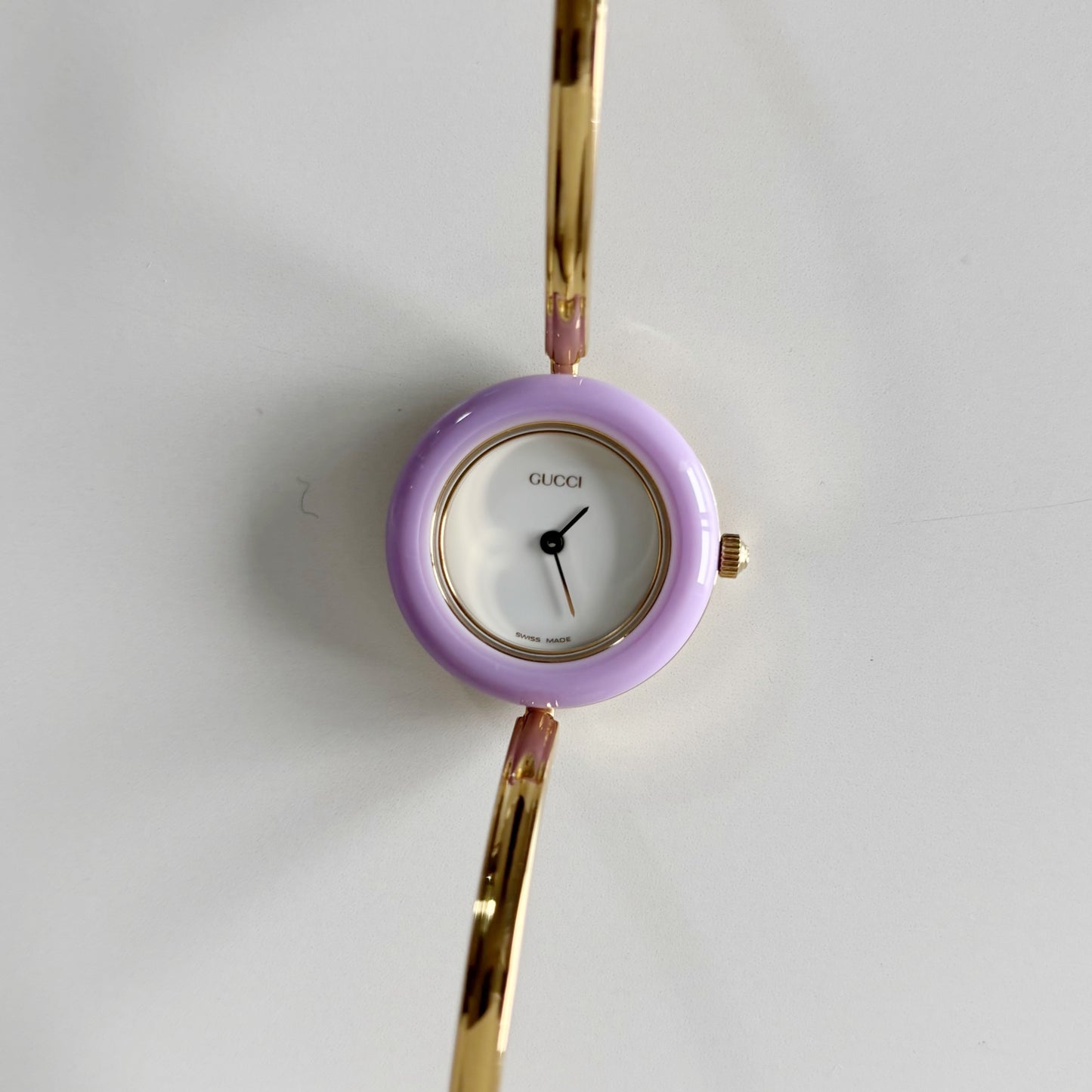 Gucci 1990s Interchangeable Bezel Gold Plated Bangle Watch with 12 bezels, case