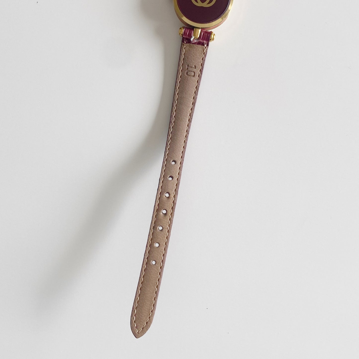 Gucci 1990s Round Dial Gold Plated Watch