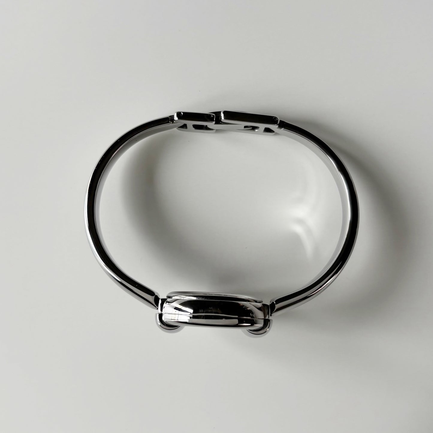 Gucci 1990s Round Dial Stainless steel Bangle Watch