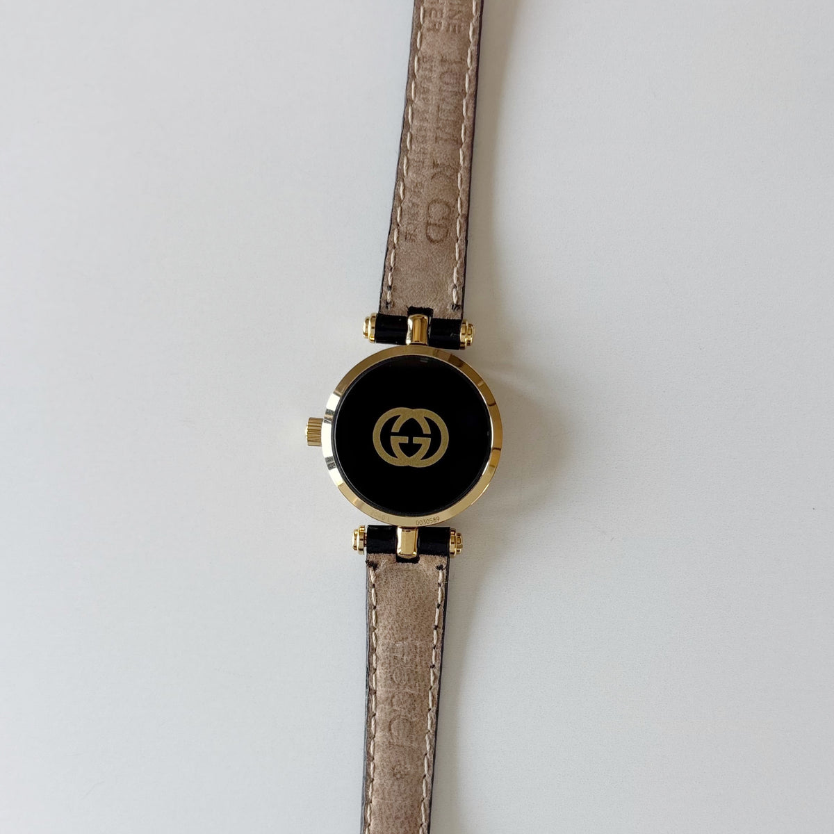 Gucci 1990s Round Dial Gold Plated Watch