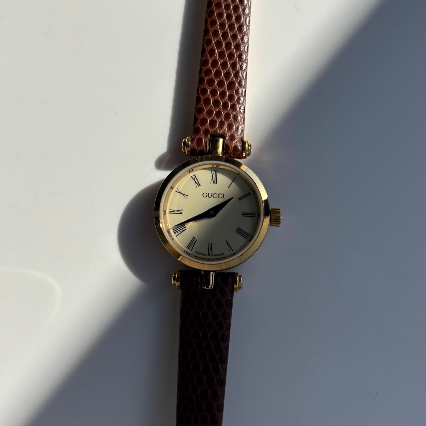 Gucci 1990s Round Dial Gold Plated Watch