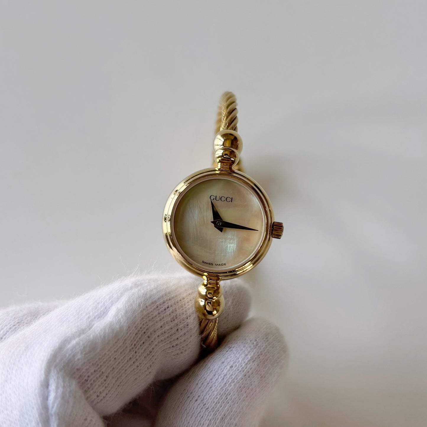 Gucci 1990s Seashell Dial Gold Plated Cable Bangle Watch