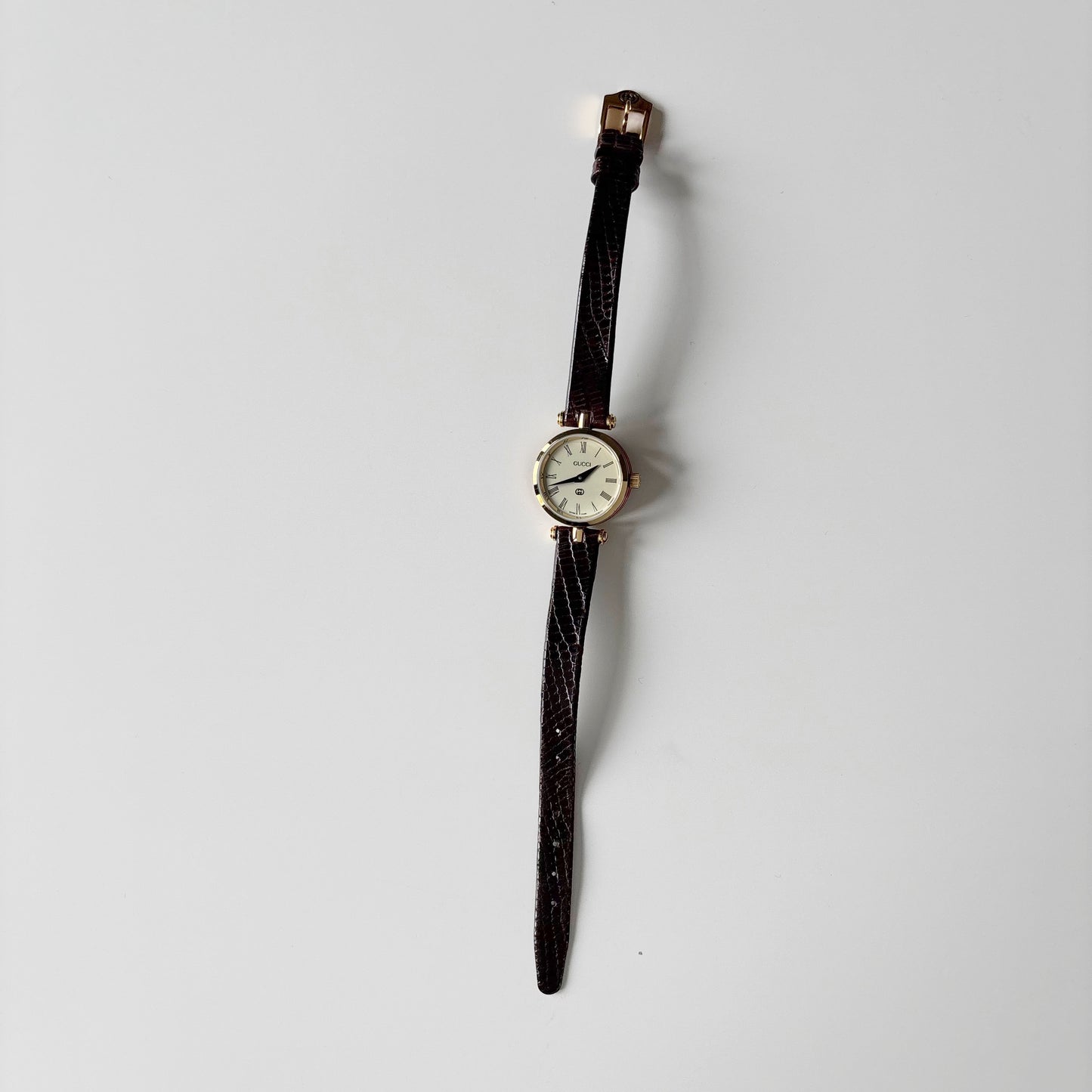 Gucci 1990s Sherry Round Dial Gold Plated Watch