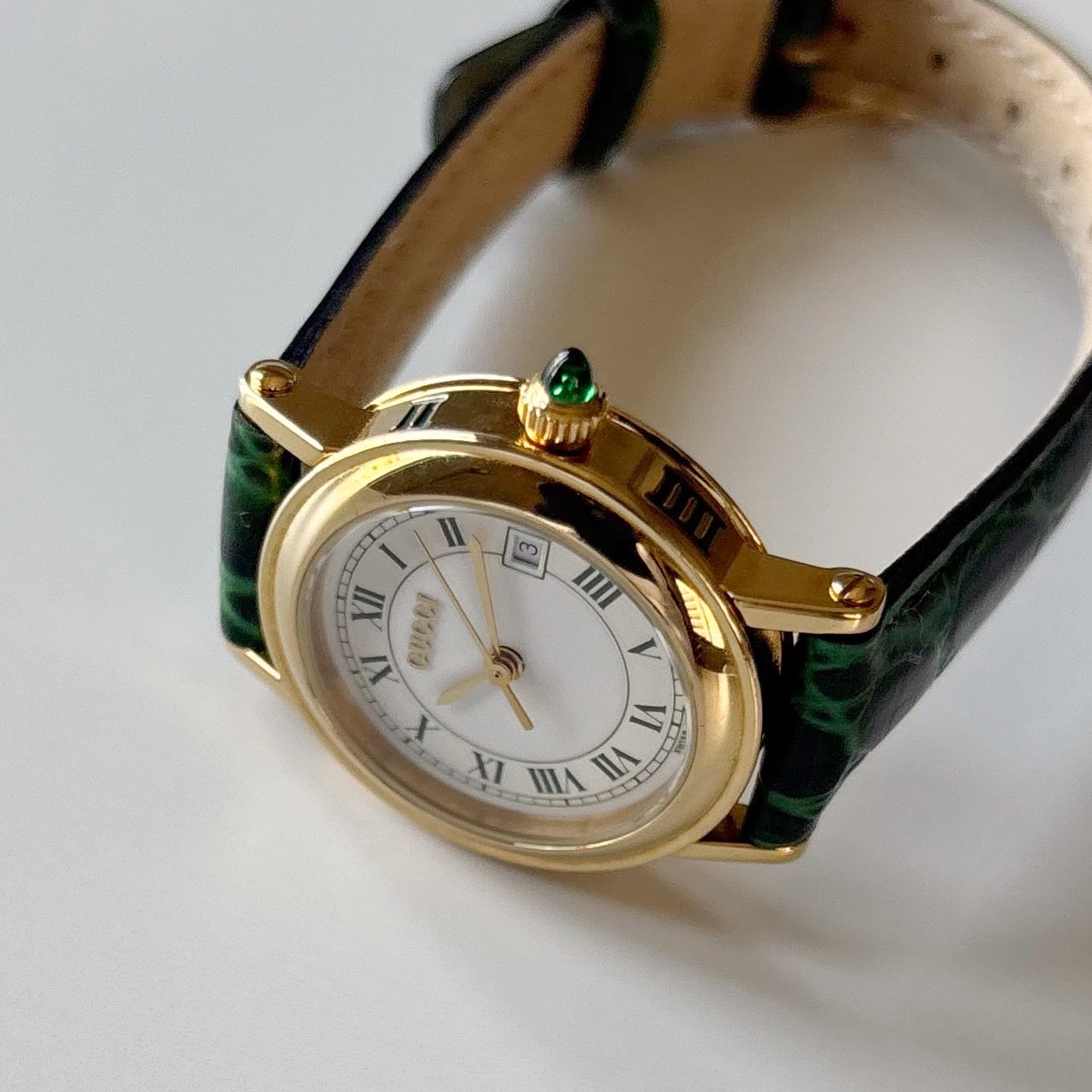 Gucci 1990s Date Round Dial Gold Plated Watch