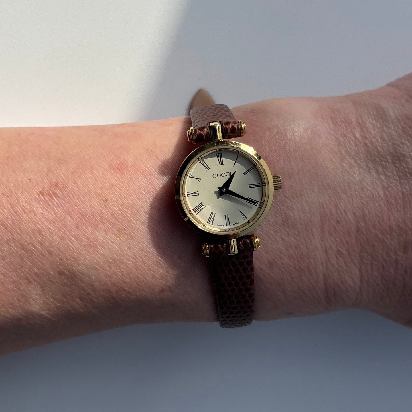 Gucci 1990s Round Dial Gold Plated Watch