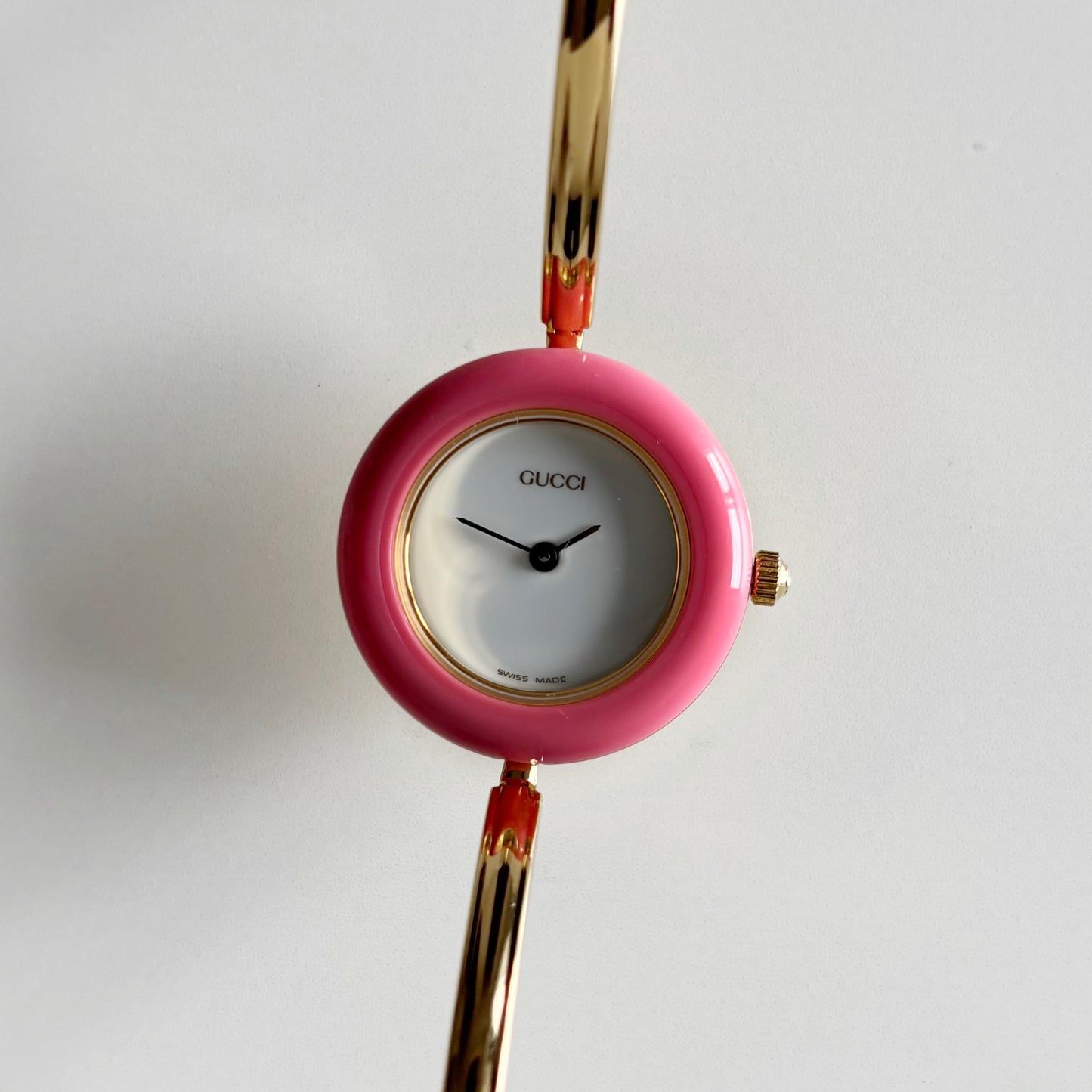 Gucci 1990s Interchangeable Bezel Gold Plated Bangle Watch with 12 bezels, case