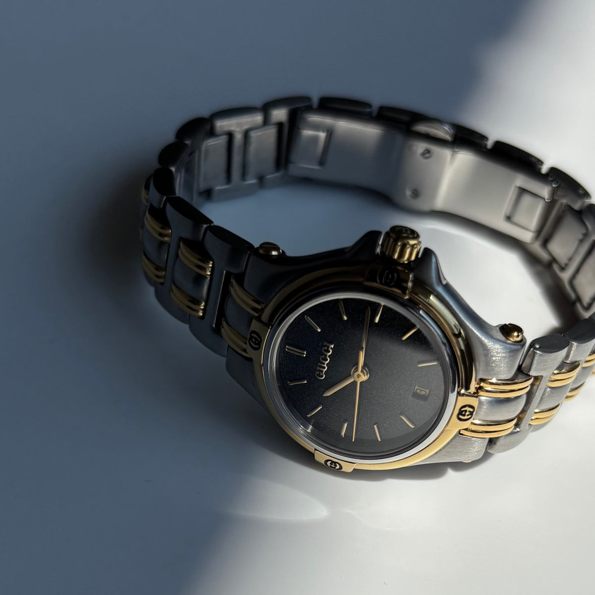 Gucci 1990s Date Round Black Dial Two Tone Gold Plated Watch