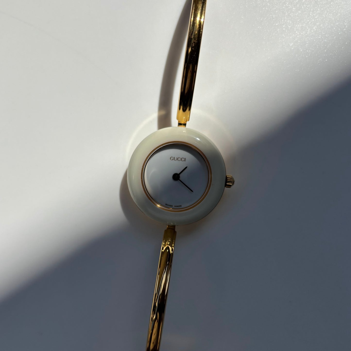 Gucci 1990s Interchangeable Bezel Gold Plated Bangle Watch with case, 12 bezels (Small)