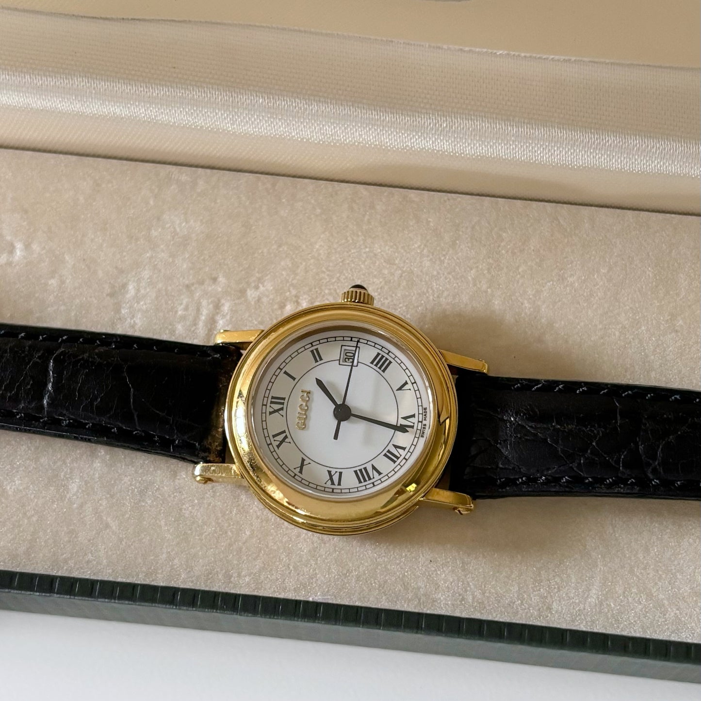 Gucci 1990s Gold Plated Date Round Watch