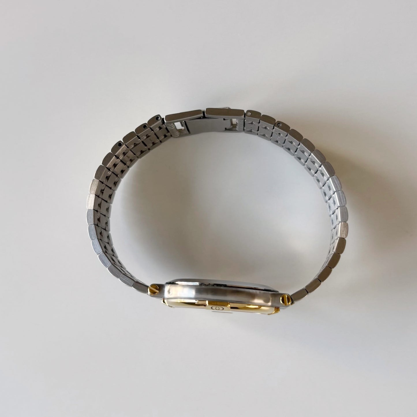 Gucci 1990s Date Round Cream Dial Two Tone Watch (Large)