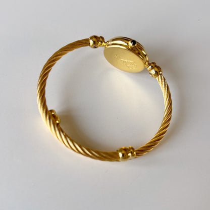 Gucci 1990s Seashell Round Dial Gold-Plated Cable Bangle Watch