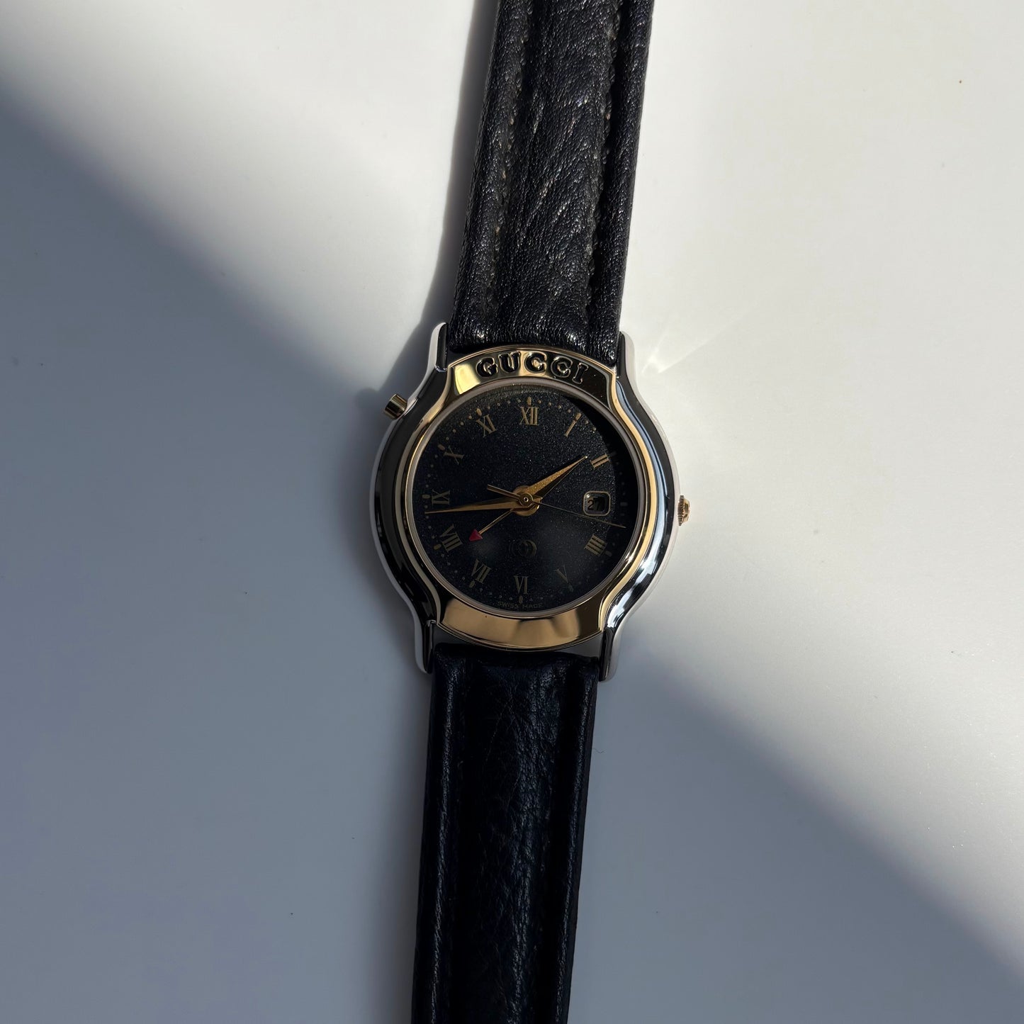 Gucci 1990s Date Black Round Dial Two Tone Watch