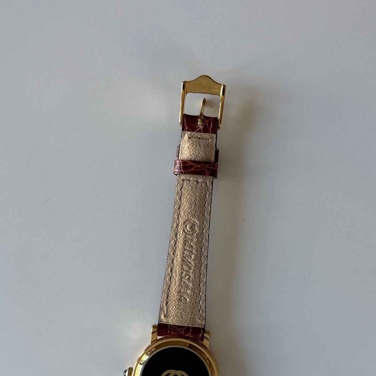 Gucci 1990s Date Round Dial Gold-Plated Watch