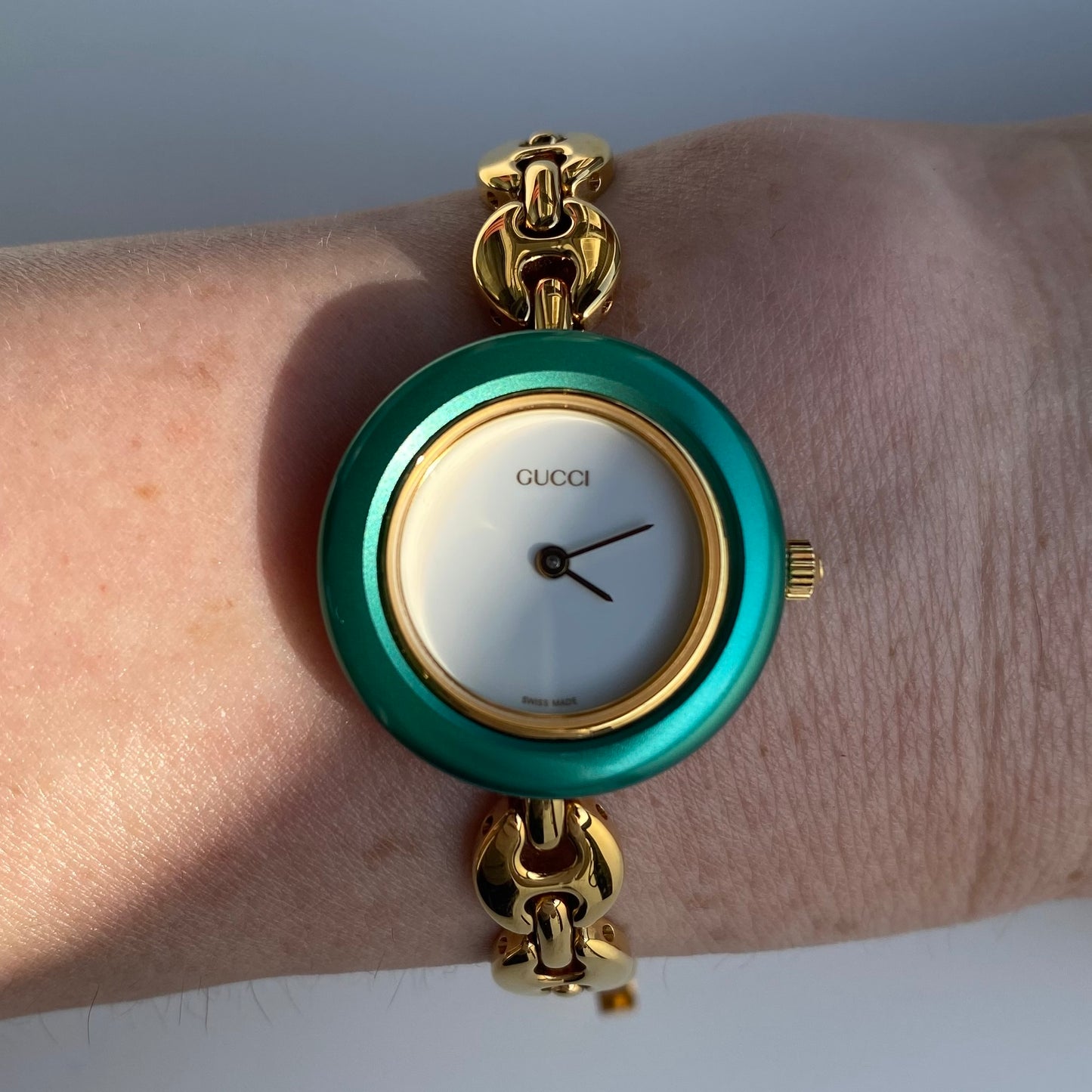 Gucci 1990s Interchangeable Bezel Gold Plated Watch with  6 bezels, case (167mm)