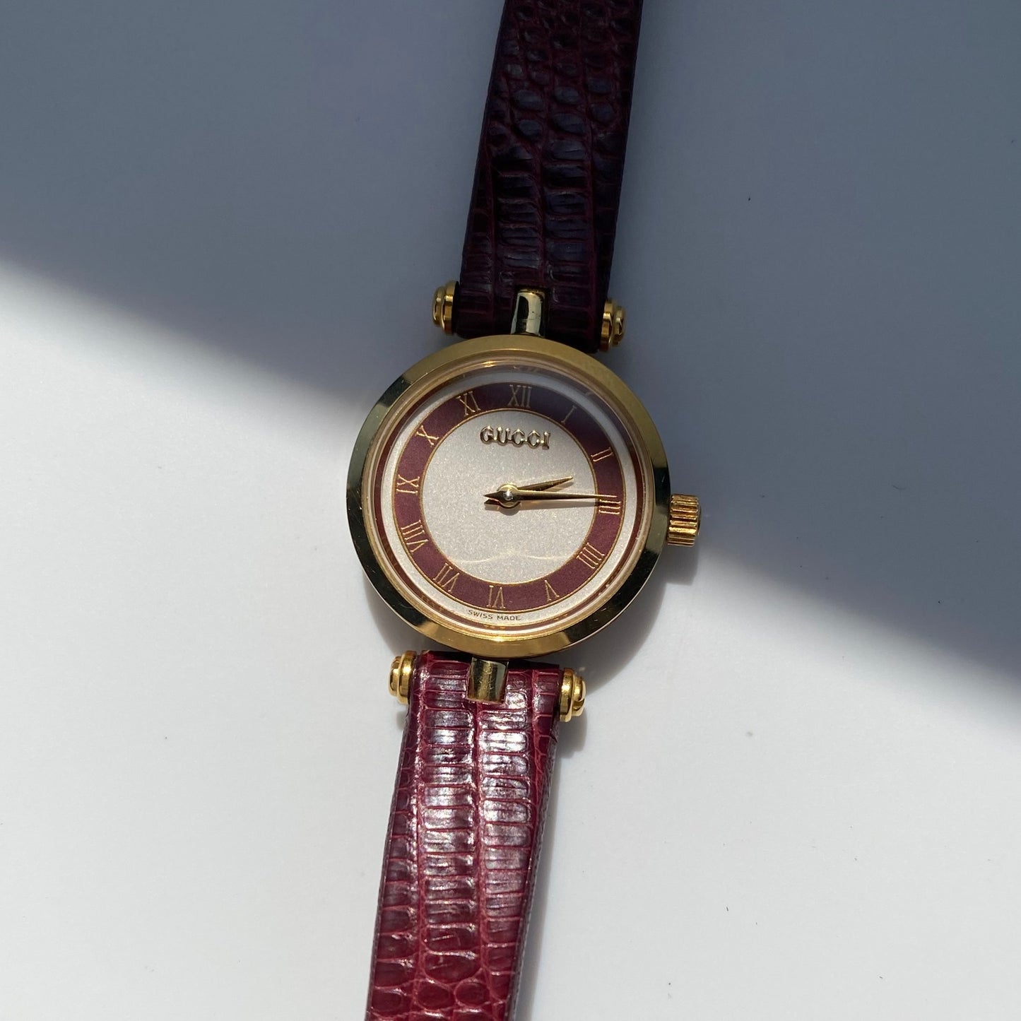 Gucci 1990s Round Dial Gold Plated Watch