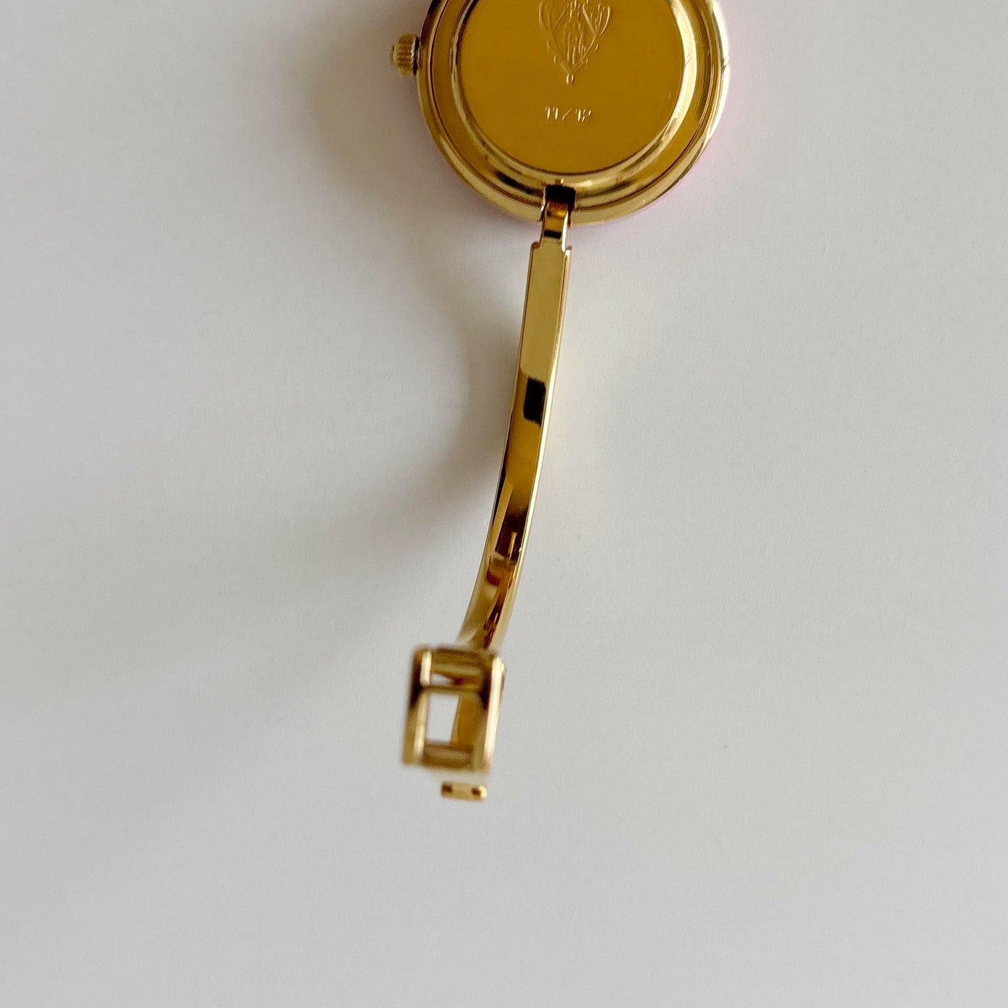 Gucci 1990s Interchangeable Bezel Gold Plated Bangle Watch with 12 bezels, case (Small)