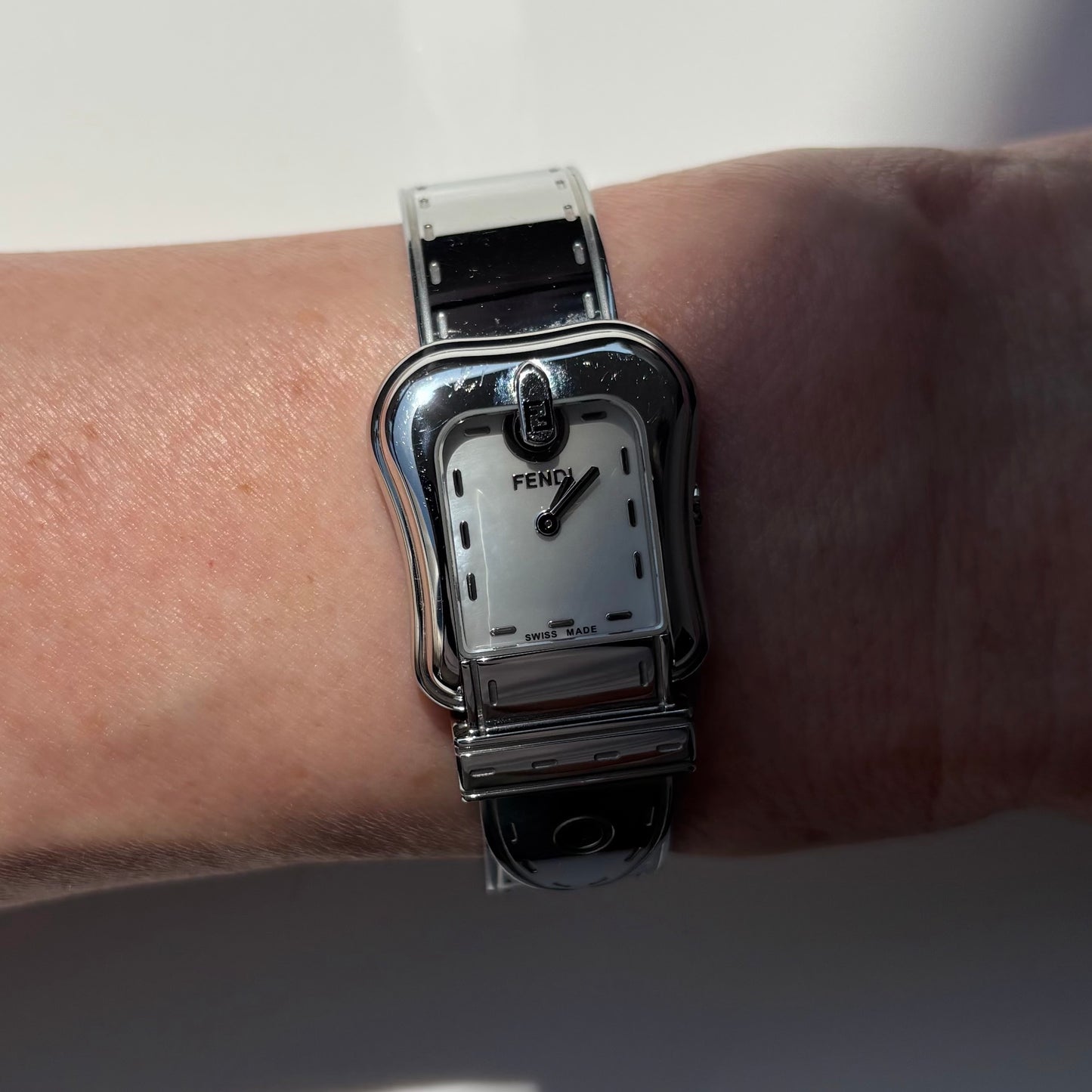 Fendi 1990s Seashell Dial Stainless steel Silver Buckle Watch