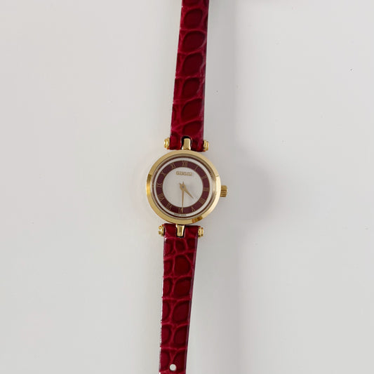 Gucci 1990s Round Dial Red Gold Plated Watch