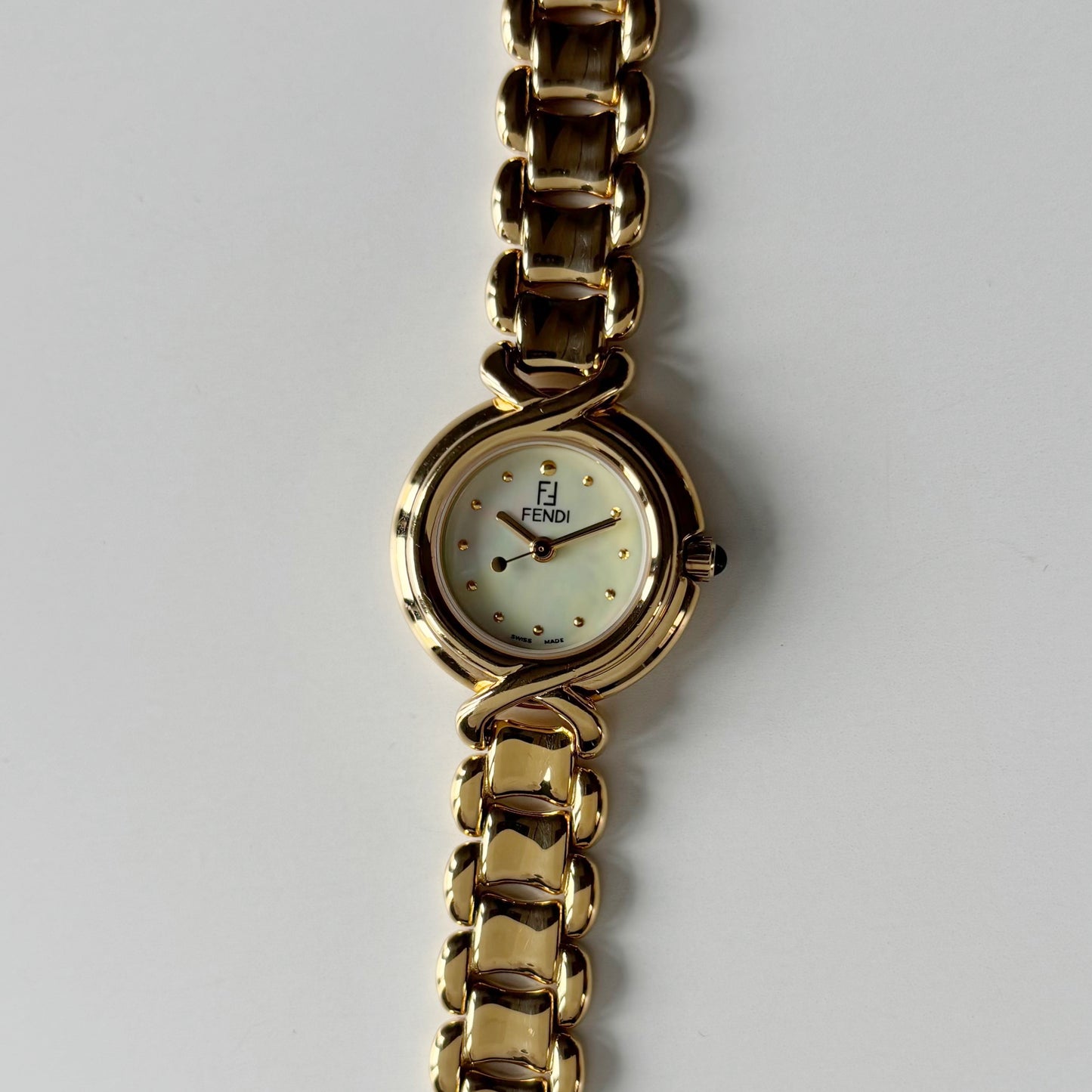 Fendi 1990s Seashell Round Dial Gold Plated Watch