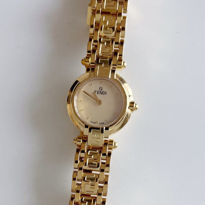 Fendi 1990s Seashell Round Dial Gold Plated Watch
