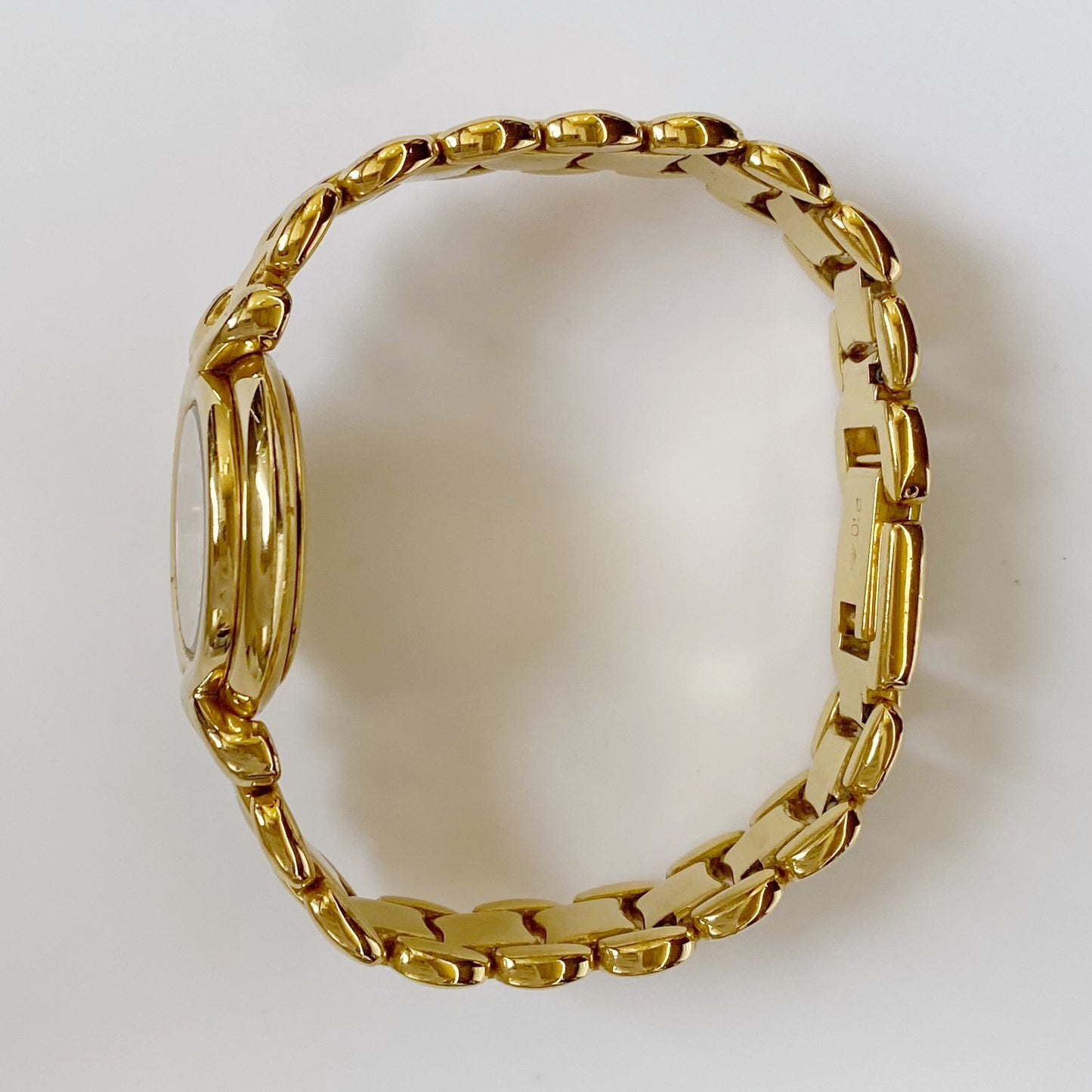 Fendi 1990s Seashell Dial Gold Plated Round Watch