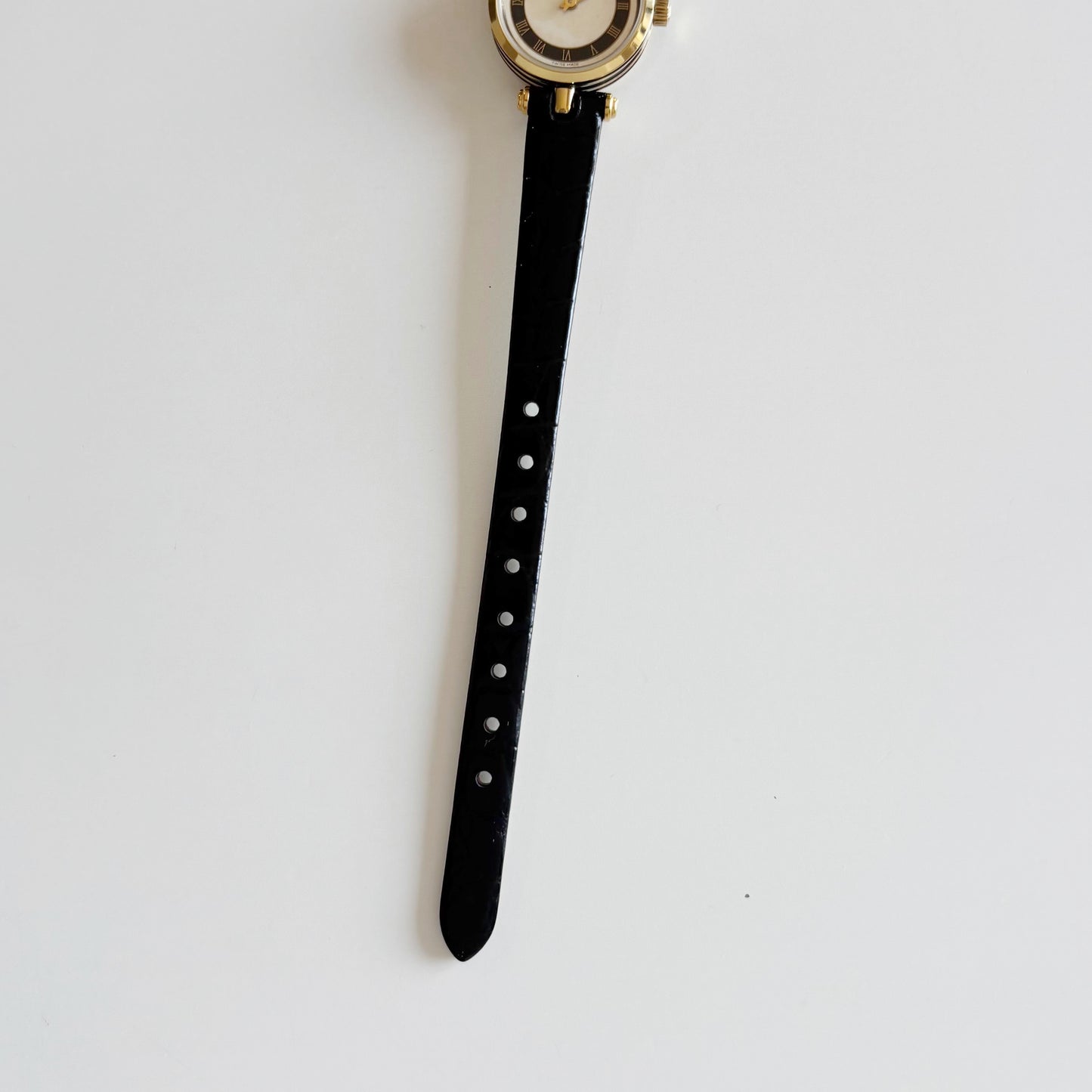 Gucci 1990s Round Dial Gold Plated Watch