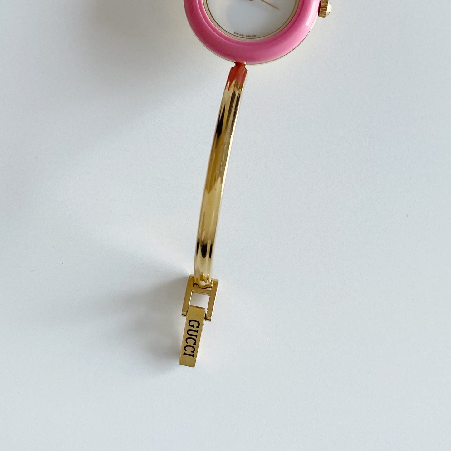 Gucci 1990s Interchangeable Bezel Gold Plated Bangle Watch with 12 bezels, case (Small)