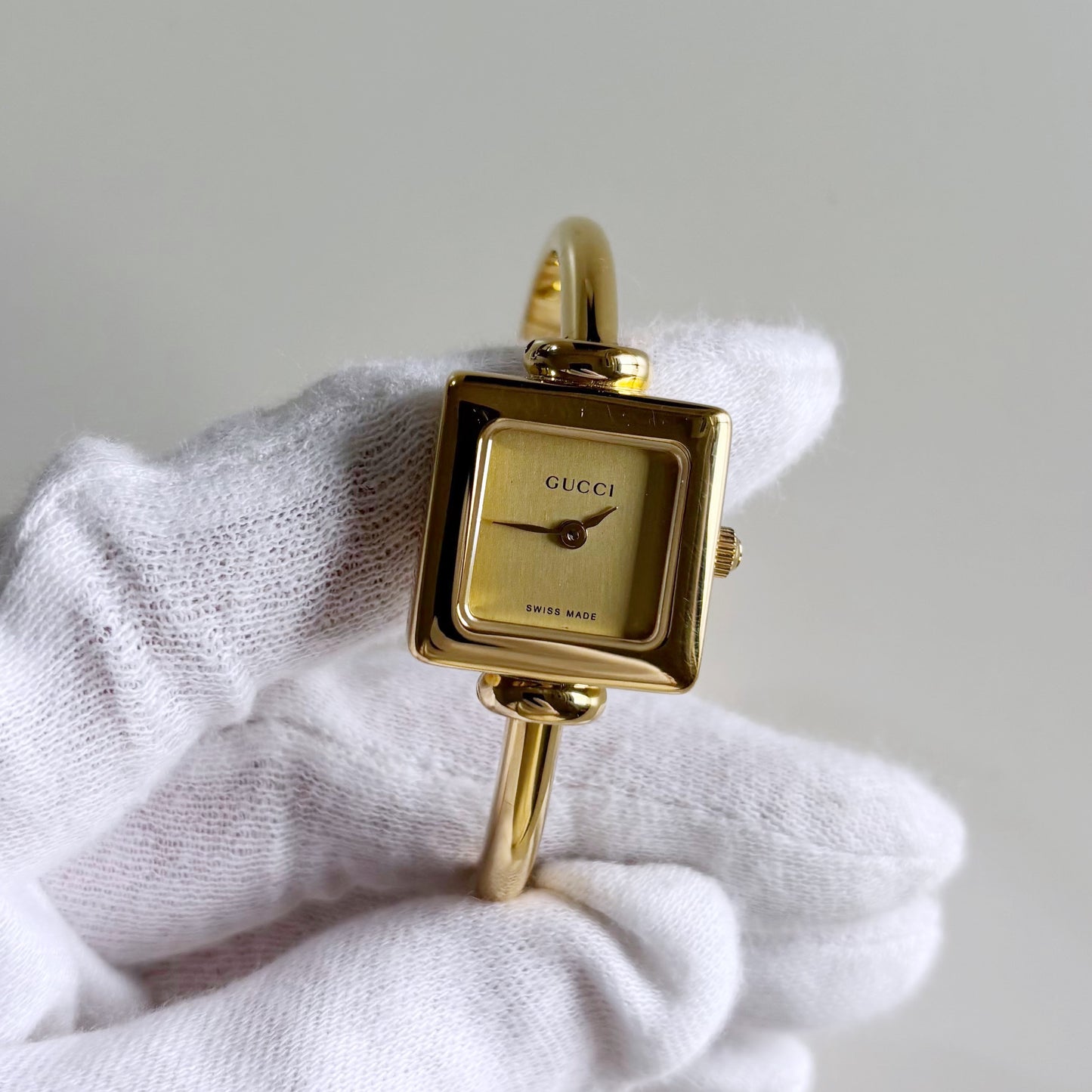 Gucci 1990s Square Dial Gold Plated Bangle Watch (Small)