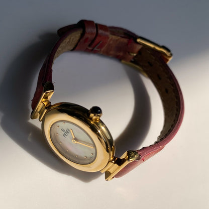 Fendi 1990s Seashell Dial Round Watch