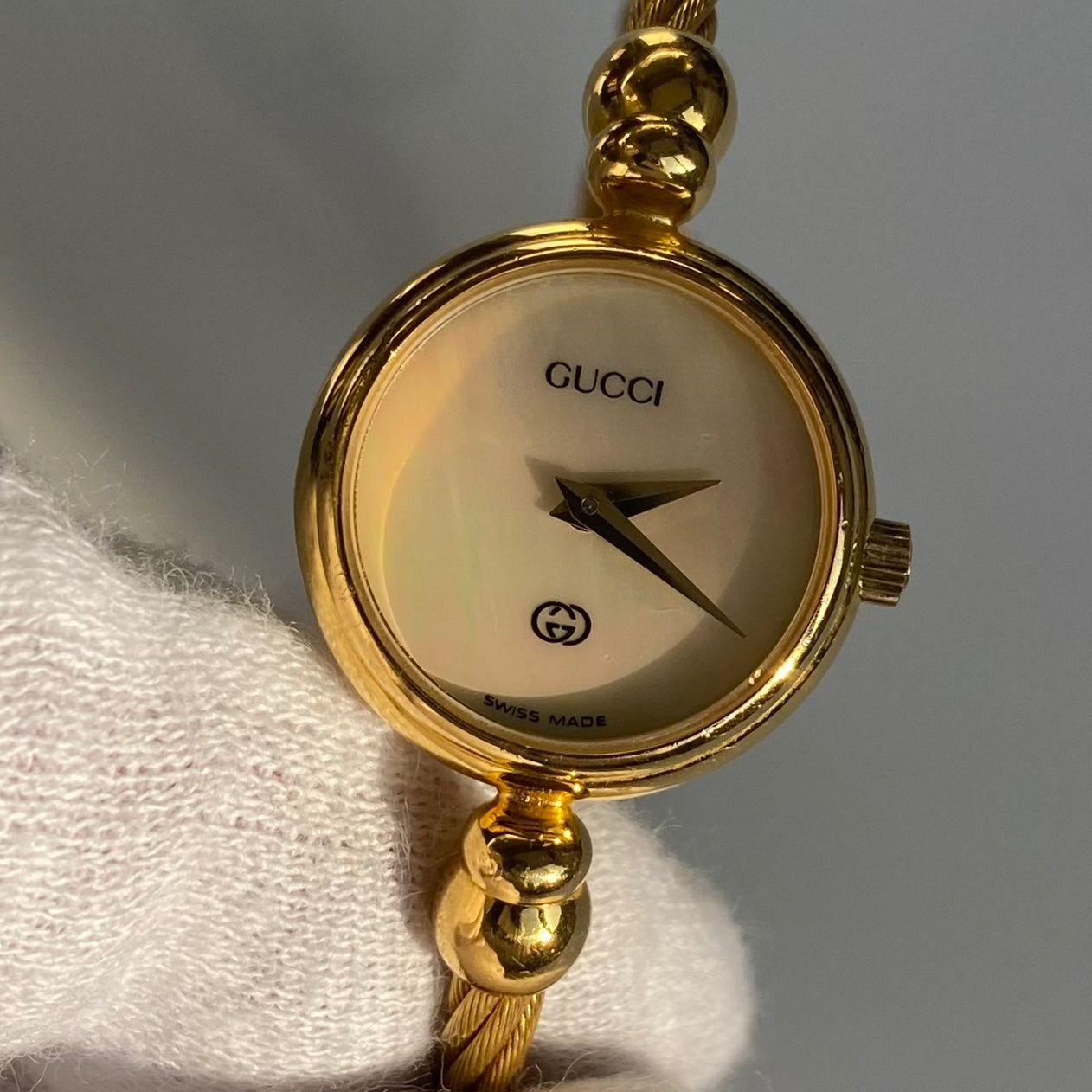 Gucci 1990s Seashell Dial Gold Plated Round Watch