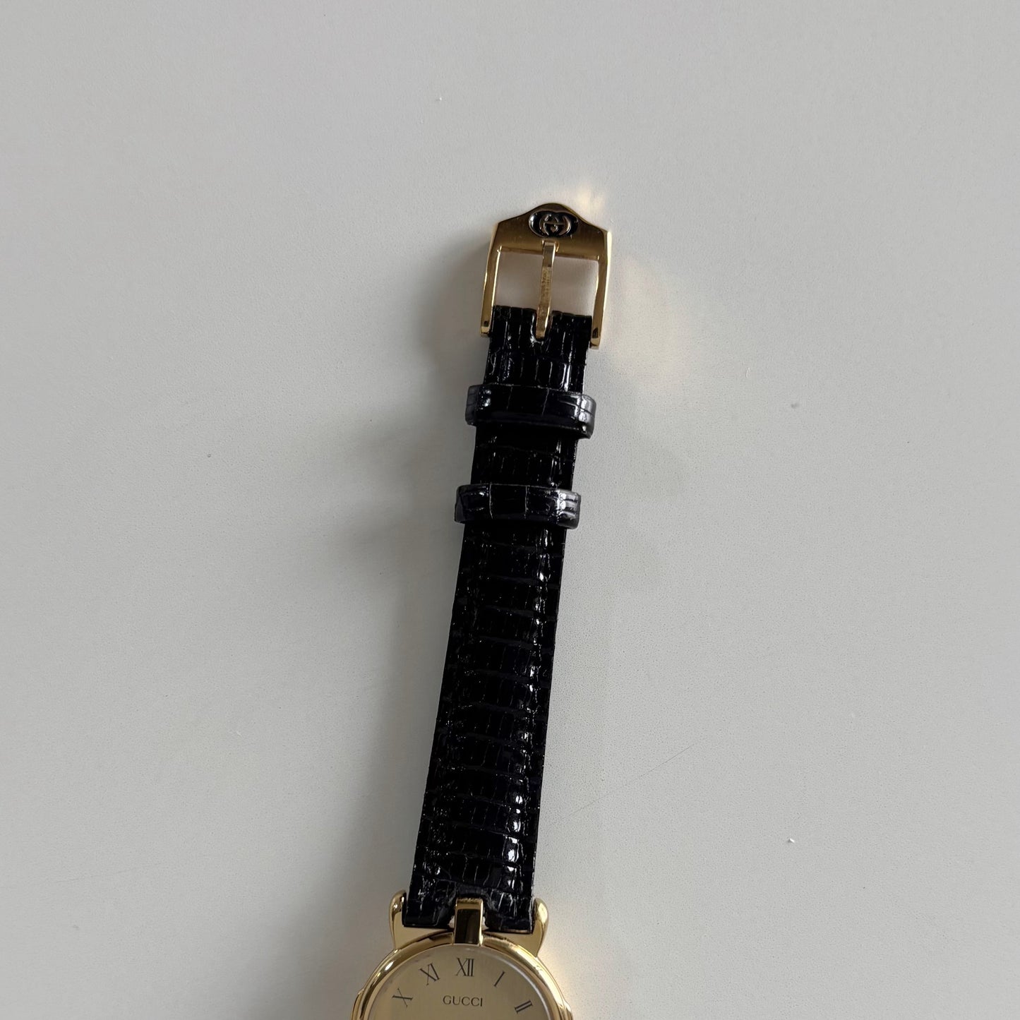 Gucci 1990s Round Dial Gold Plated Watch