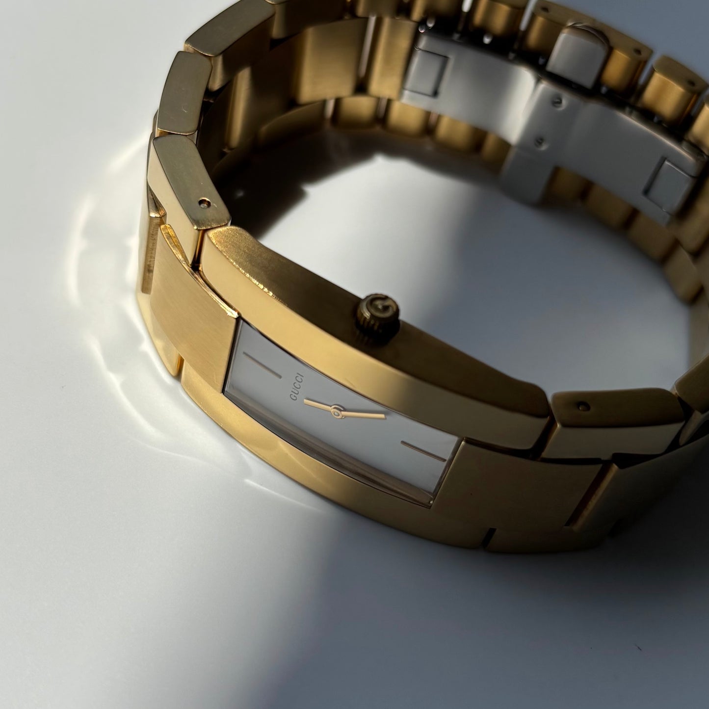Gucci 1990s Gold Plated Watch (Large)