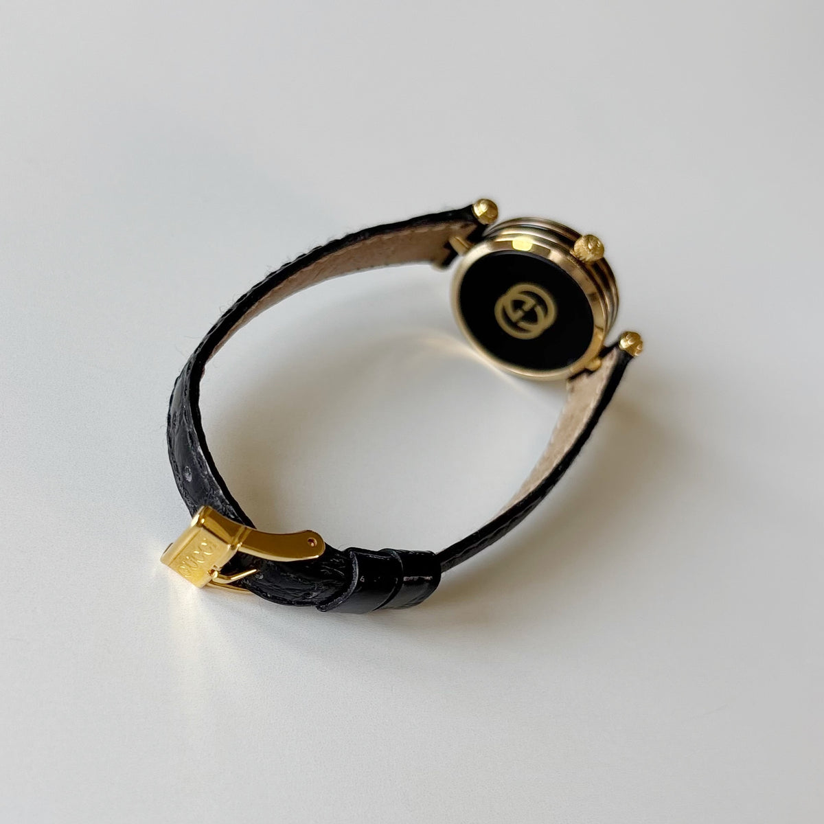 Gucci 1990s Round Dial Gold Plated Watch