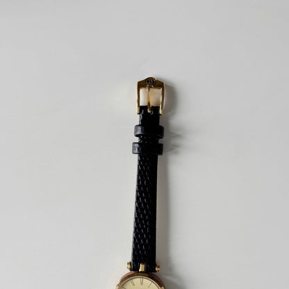 Gucci 1990s Gold Round Dial Gold Plated Watch