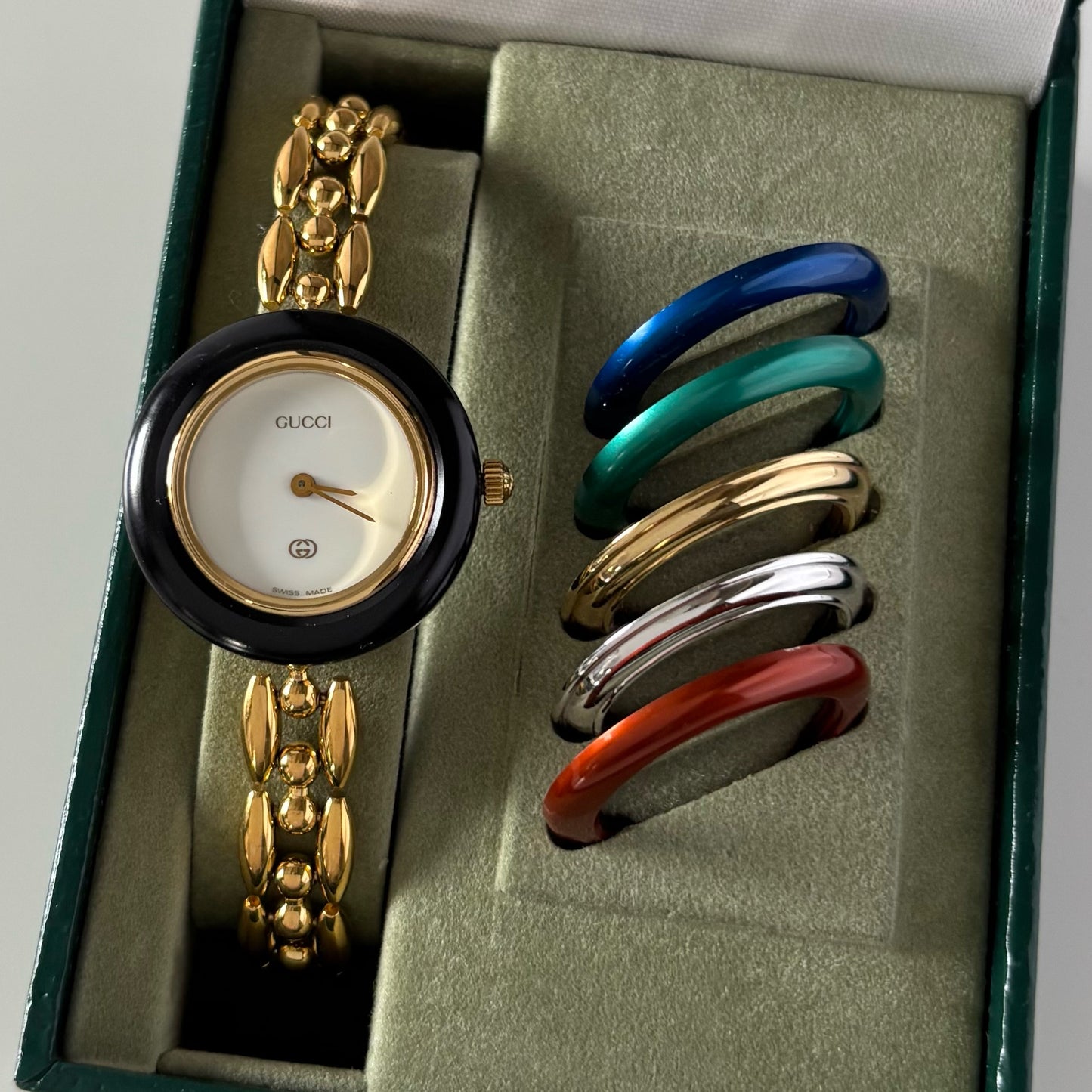 Gucci 1990s Interchangeable Bezel Gold Plated Watch with 6 bezels. case (160mm)