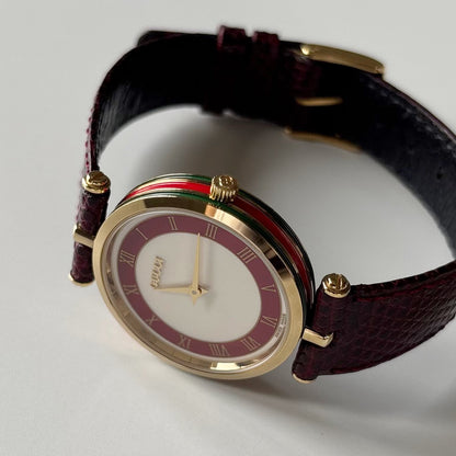 Gucci 1990s Round Dial Red Gold Plated Watch (Large)