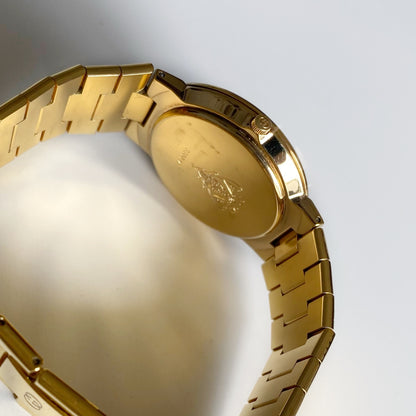 Gucci 1990s Black Dial Gold Plated Watch (Large)