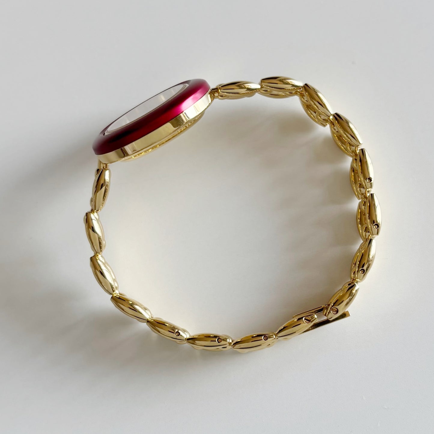 Gucci 1990s Interchangeable Bezel Gold Plated watch with 6 bezels, case (160cm)