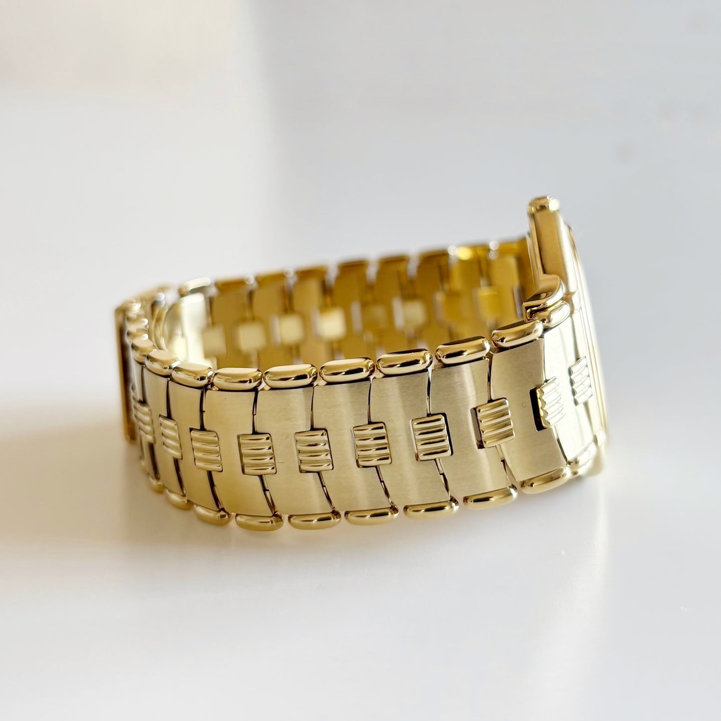Dior 1990s Date Round Dial Gold Plated Watch (Large)
