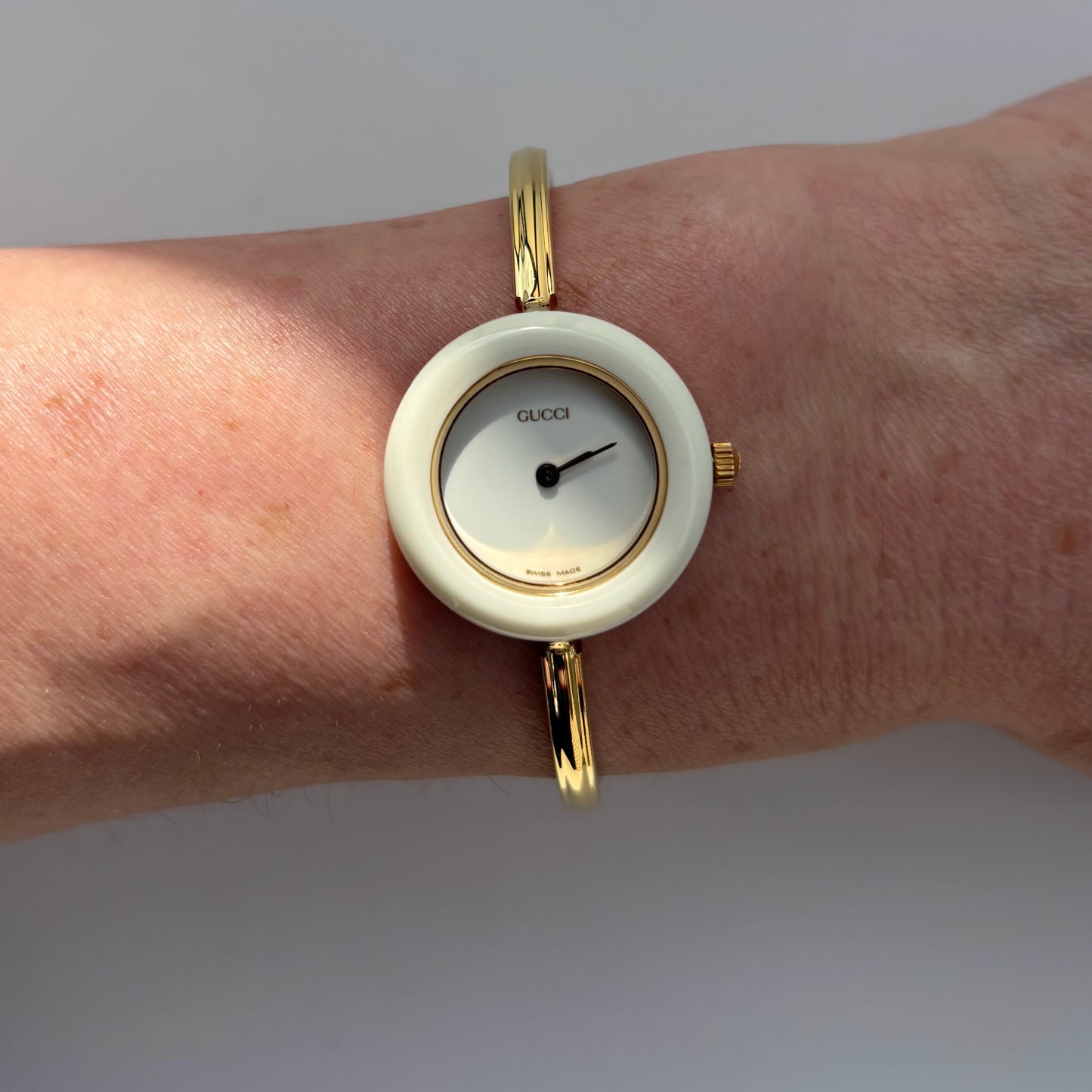 Gucci 1990s Interchangeable Bezel Gold Plated Watch with 12 bezels, case (Small)