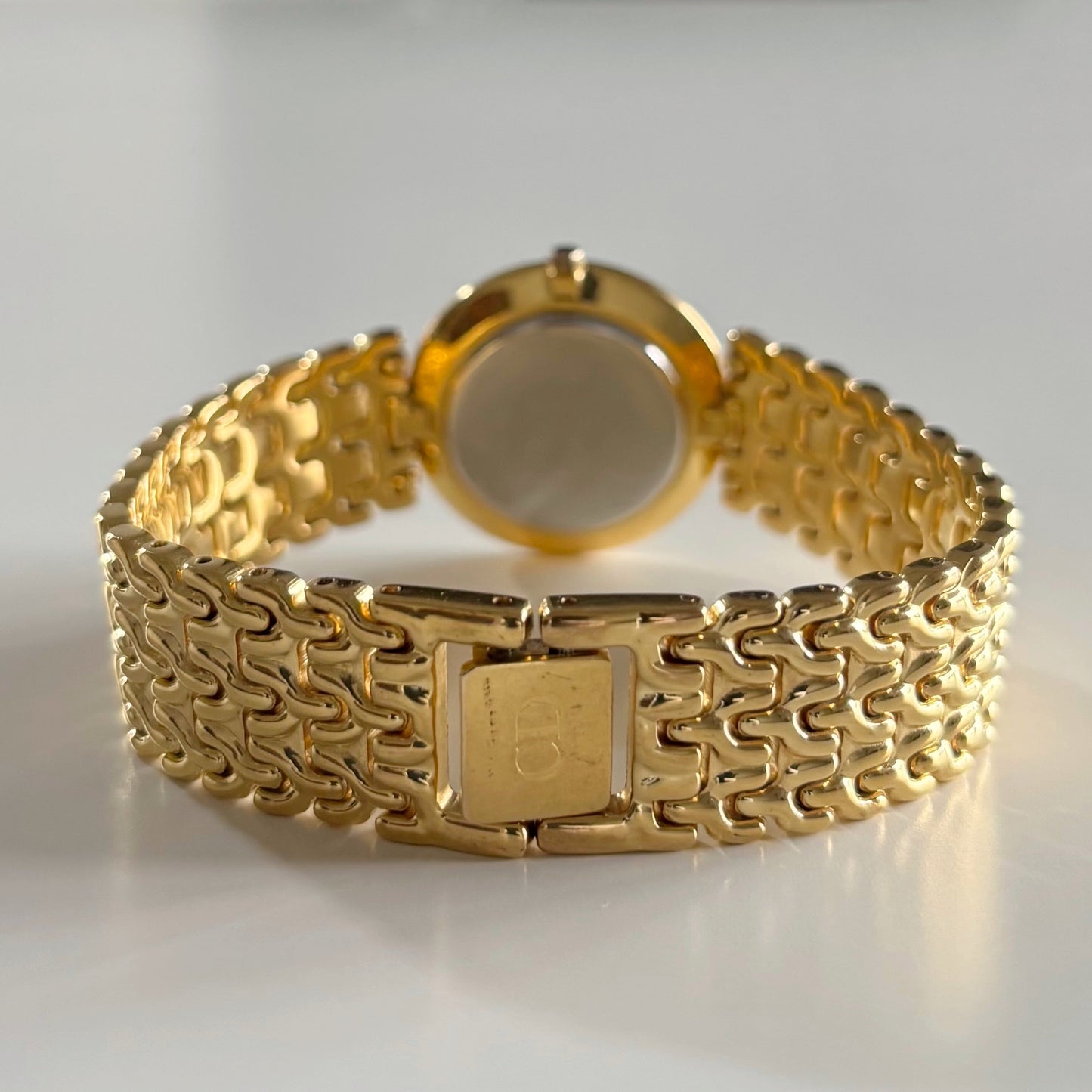 Dior 1990s Seashell Dial Round Dial Gold Plated Watch (Large)