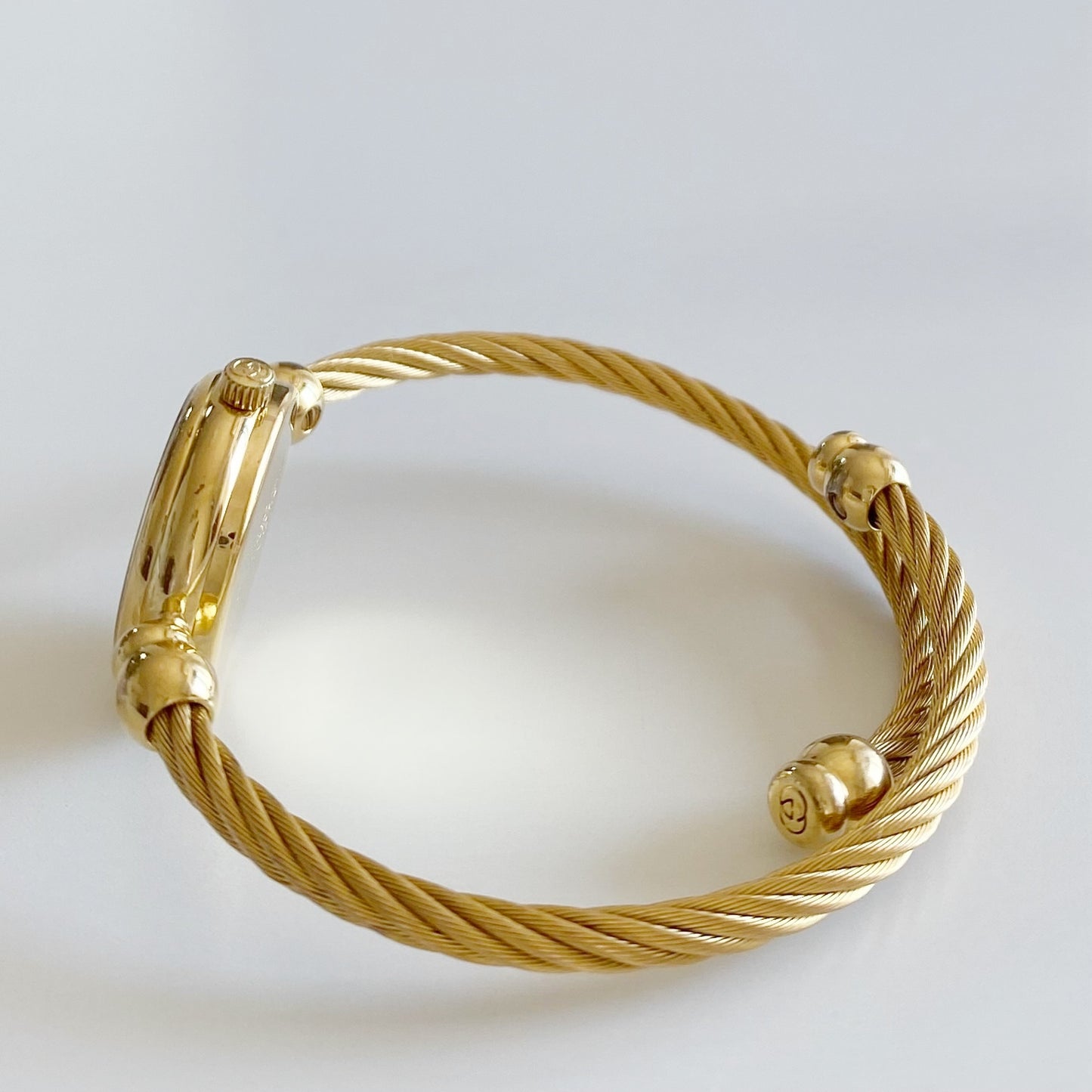 Gucci 1990s Seashell Dial Gold Plated Cable Bangle Watch