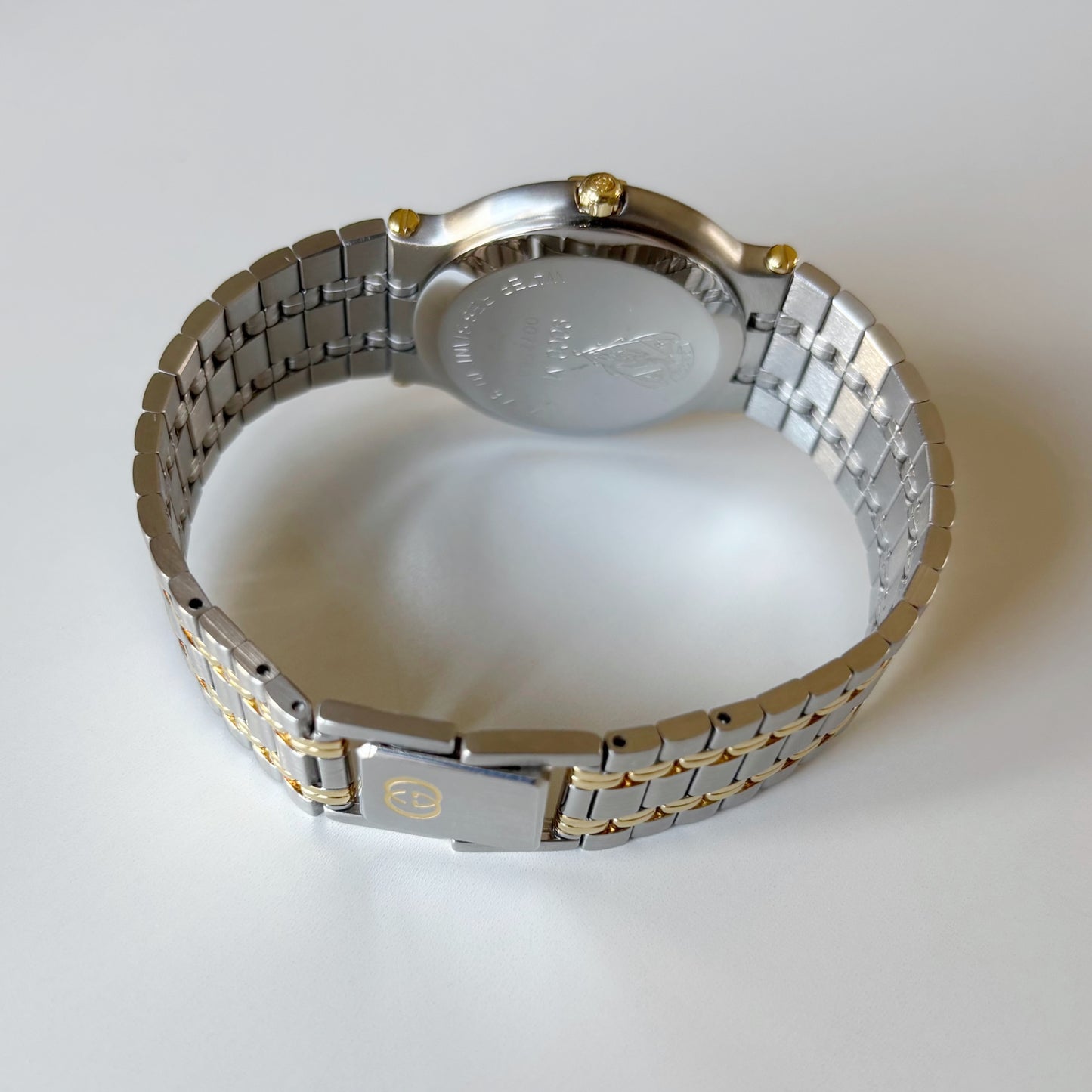 Gucci 1990s Date Round Cream Dial Two Tone Watch (Large)